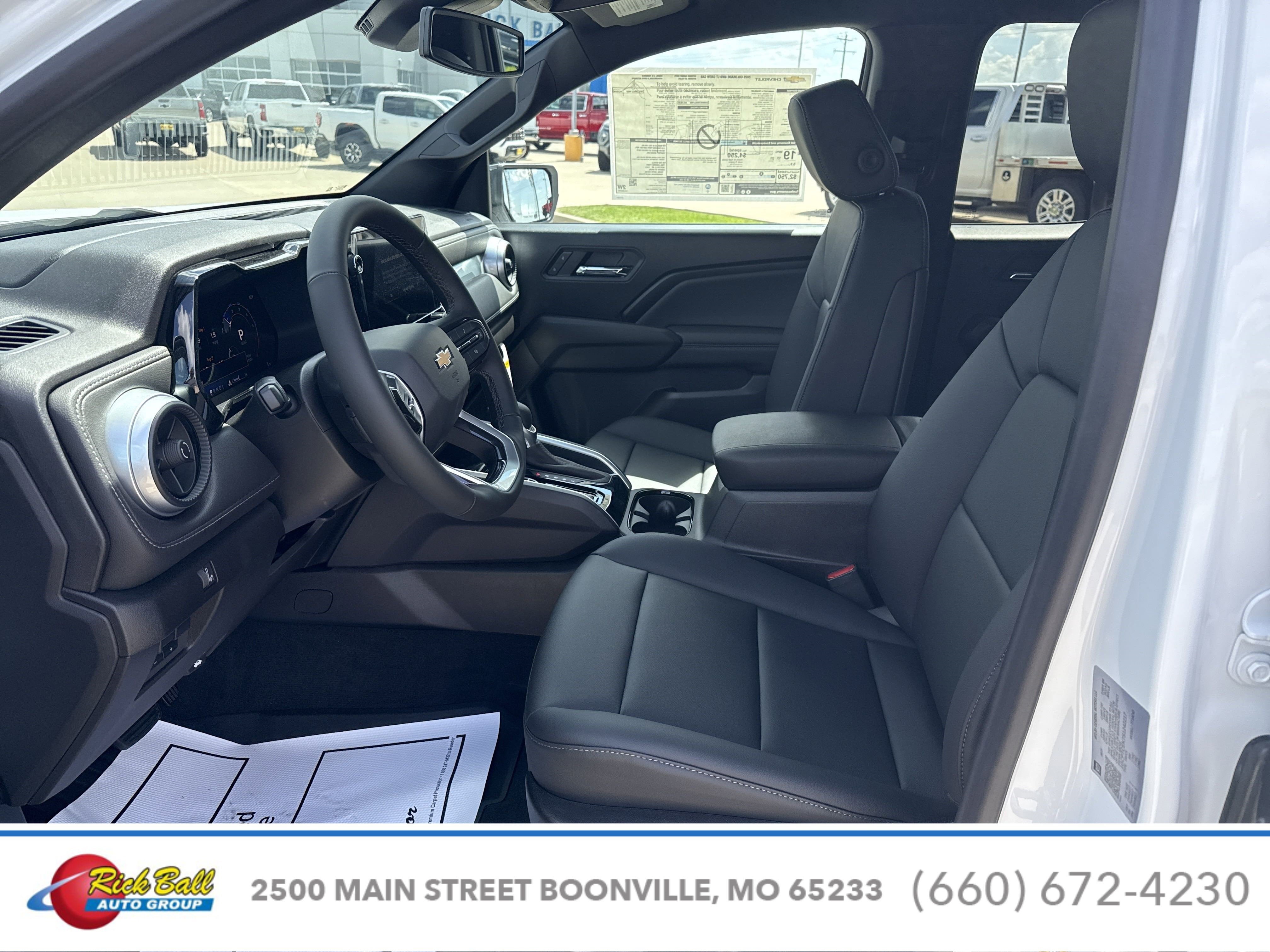 2025 Chevrolet Colorado WT/LT