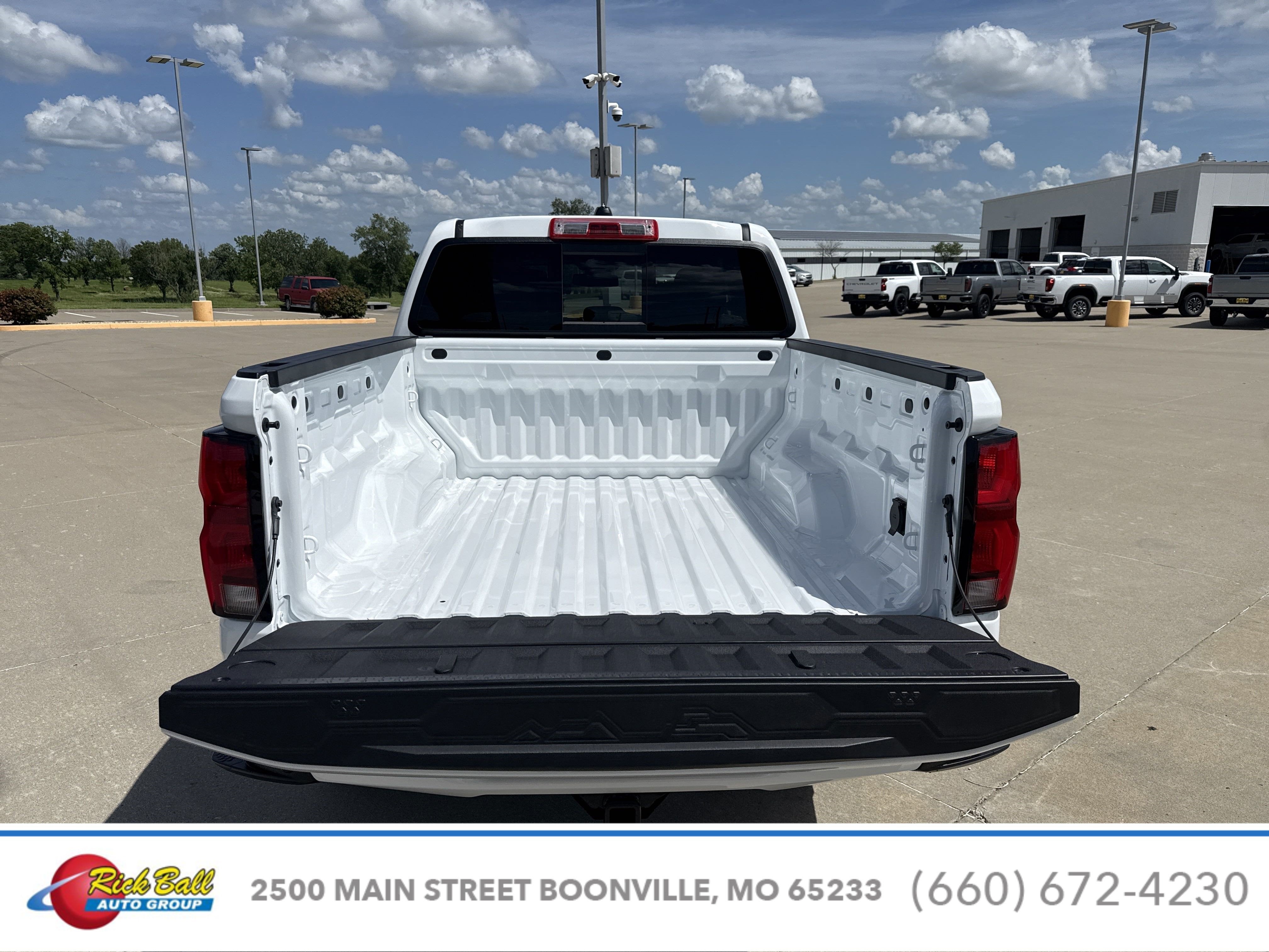 2025 Chevrolet Colorado WT/LT