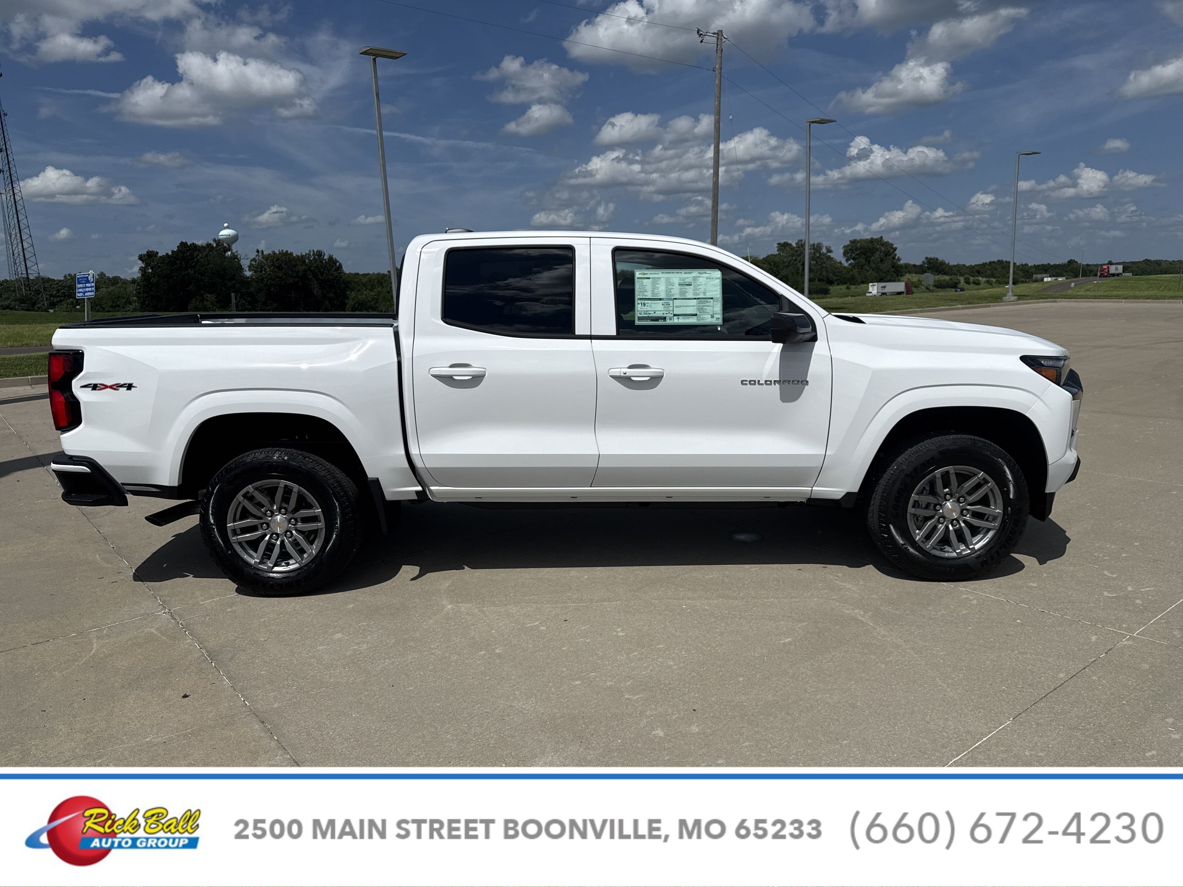 2025 Chevrolet Colorado WT/LT