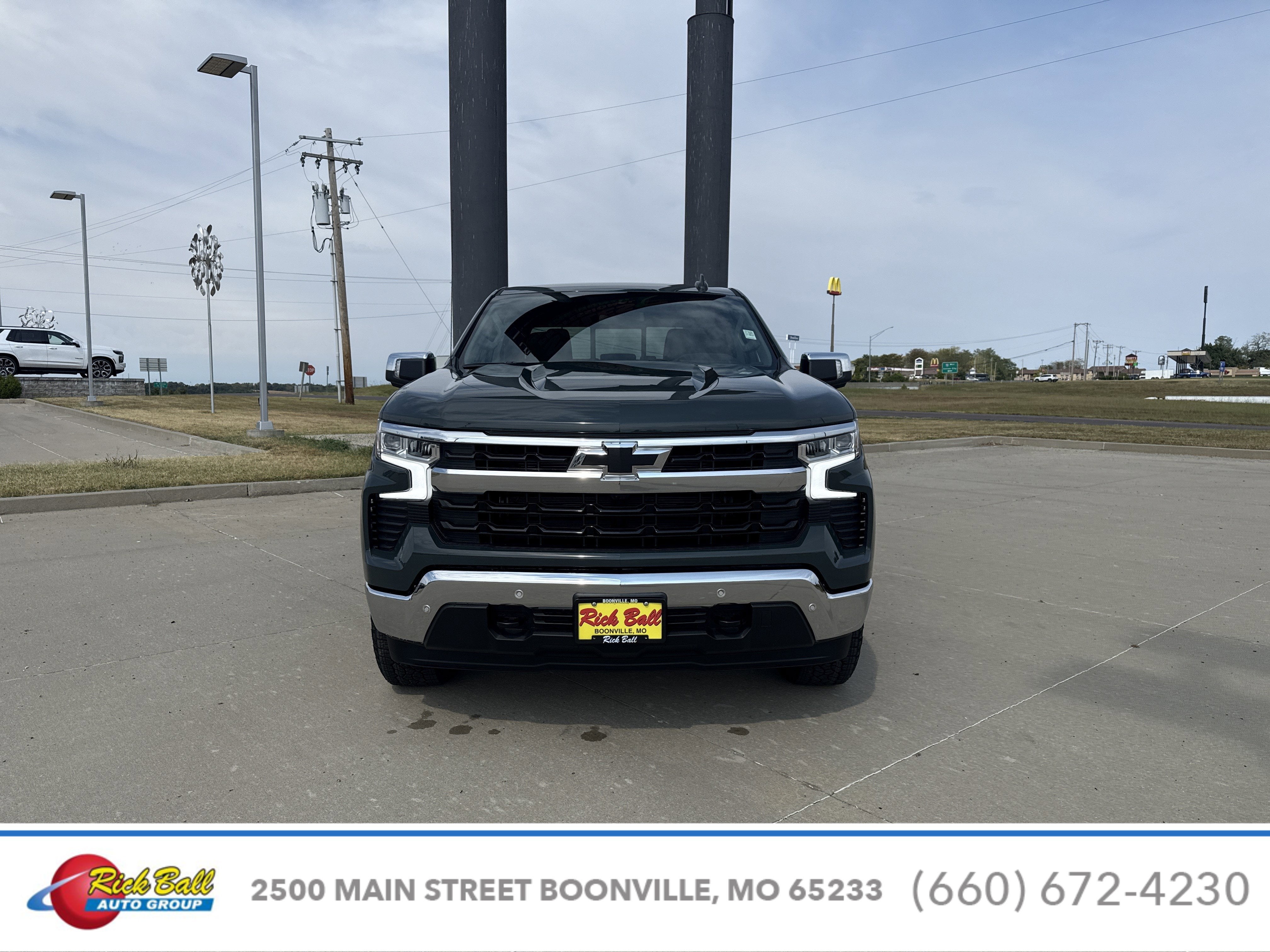 2026 Chevrolet Silverado 1500 LT