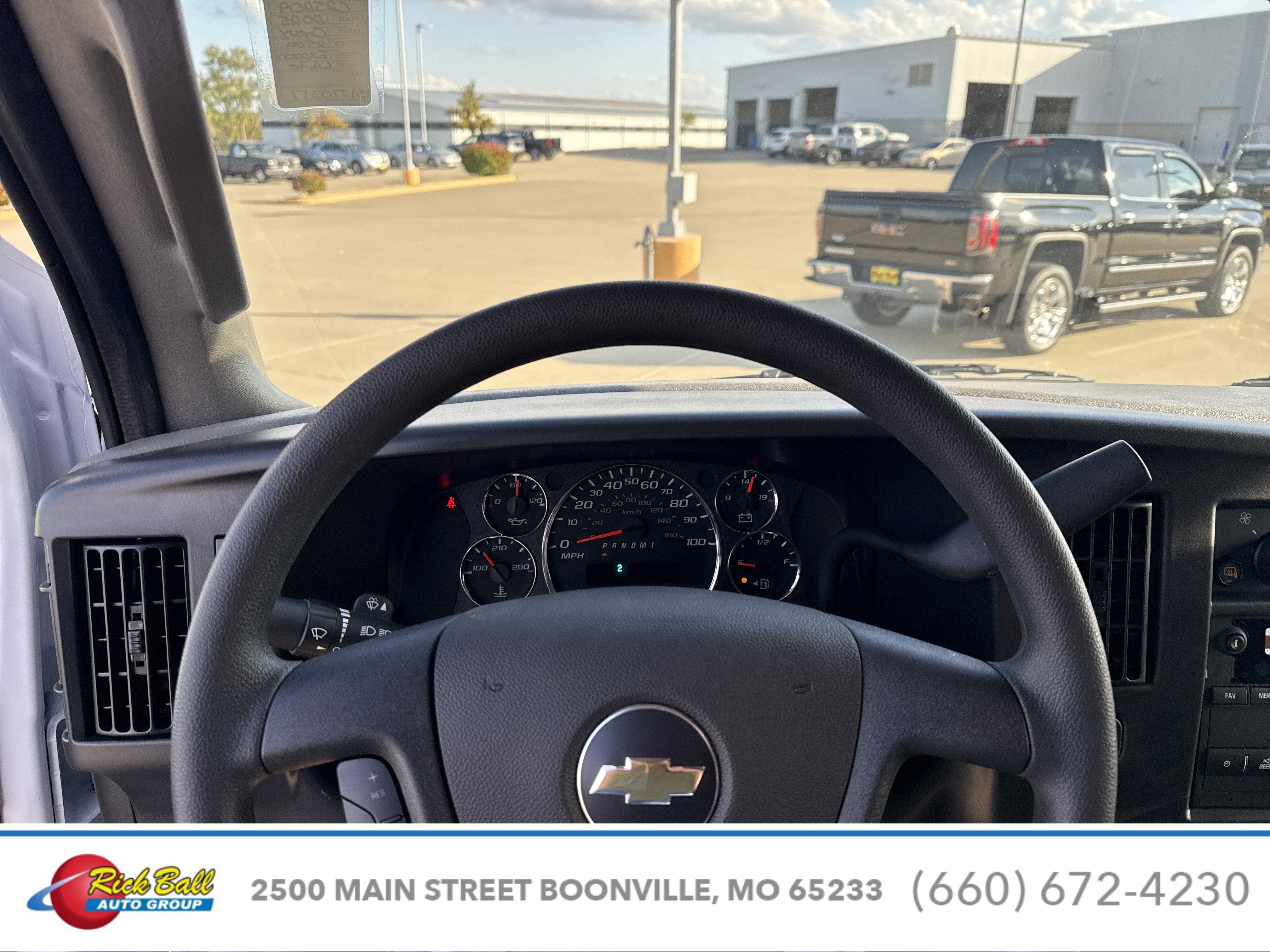 2025 Chevrolet Express Cargo 2500 WT