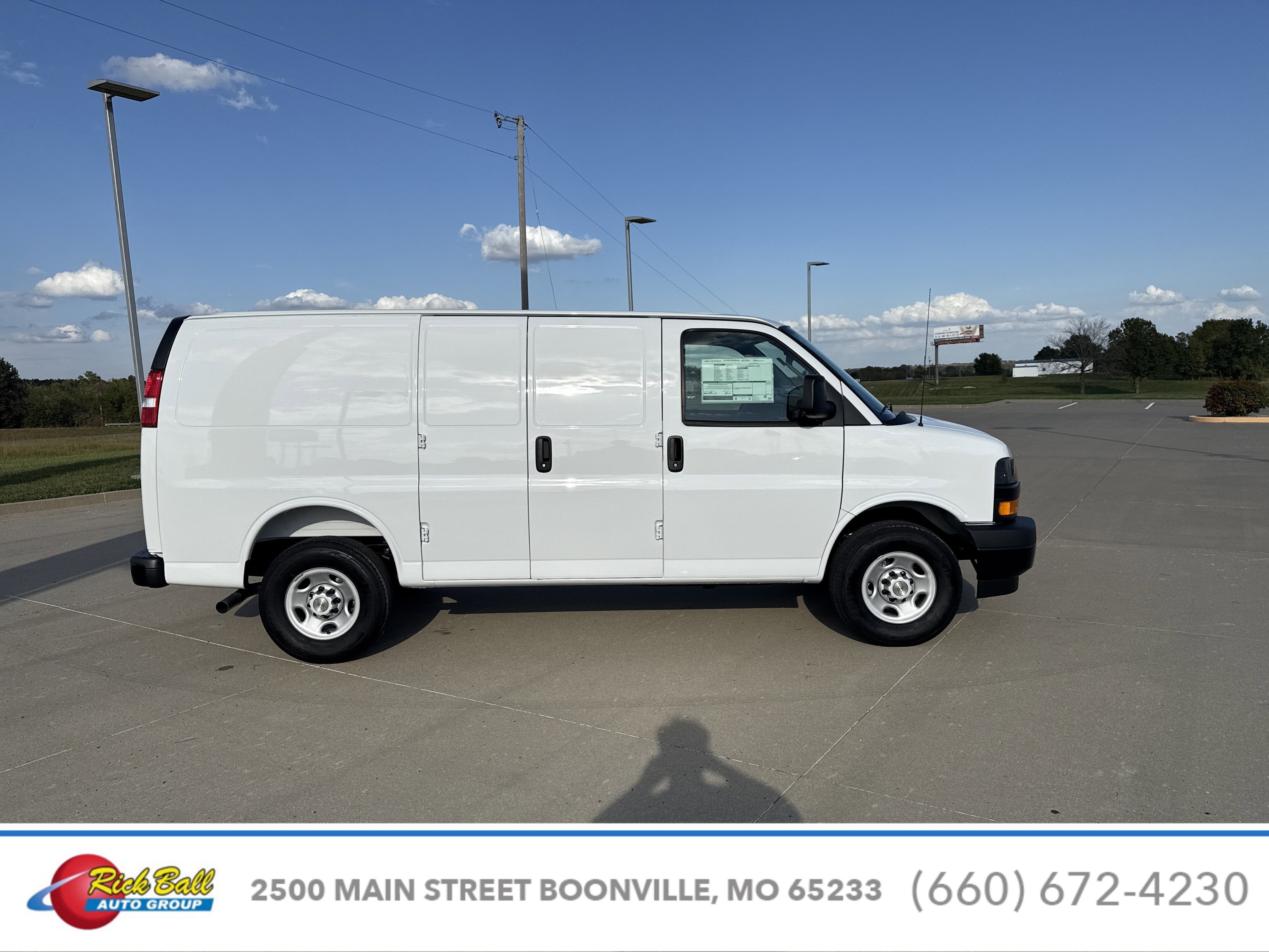 2025 Chevrolet Express Cargo 2500 WT