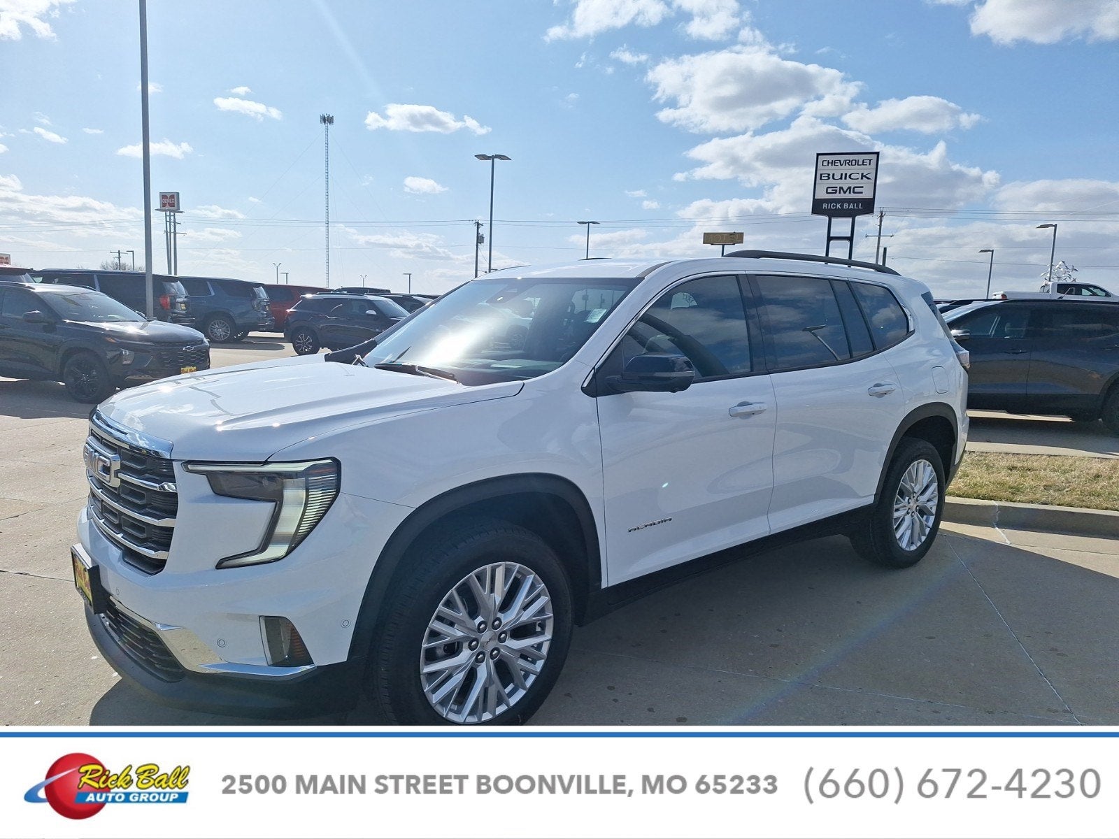 2025 GMC Acadia Elevation