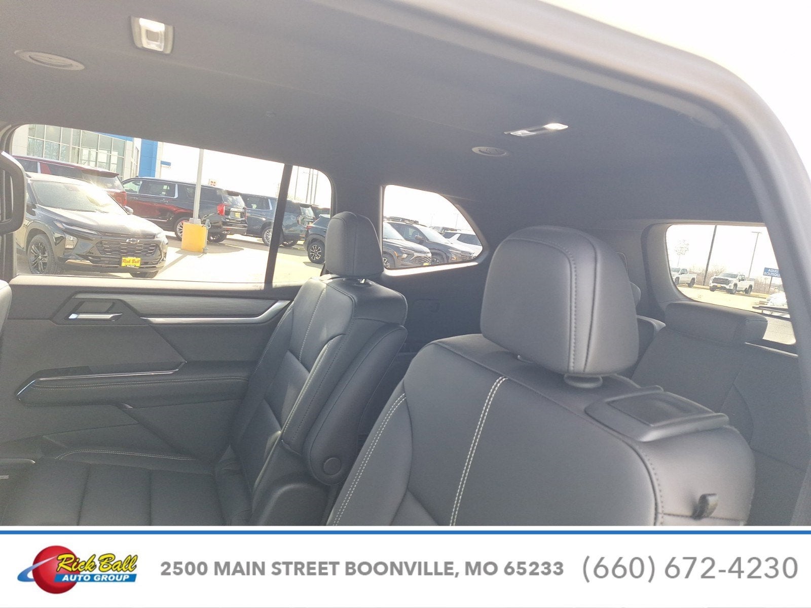 2025 GMC Acadia Elevation