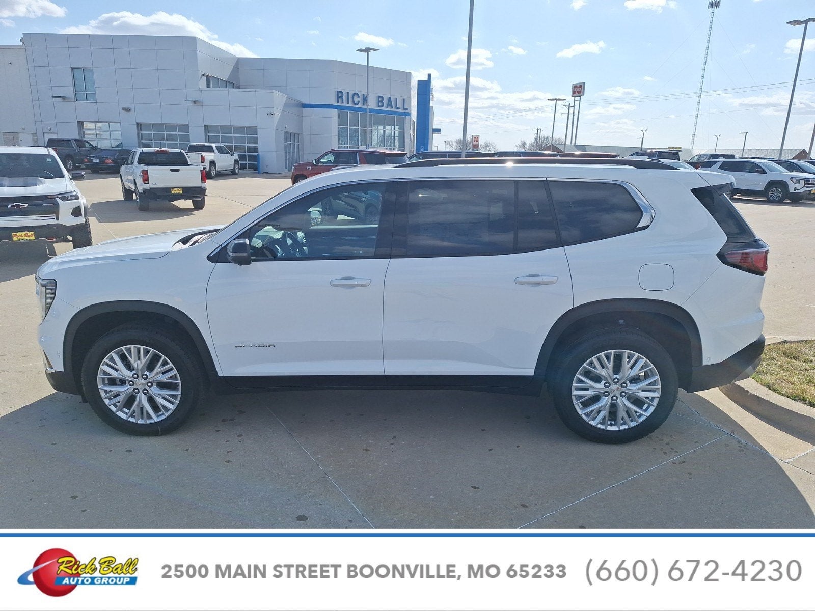 2025 GMC Acadia Elevation