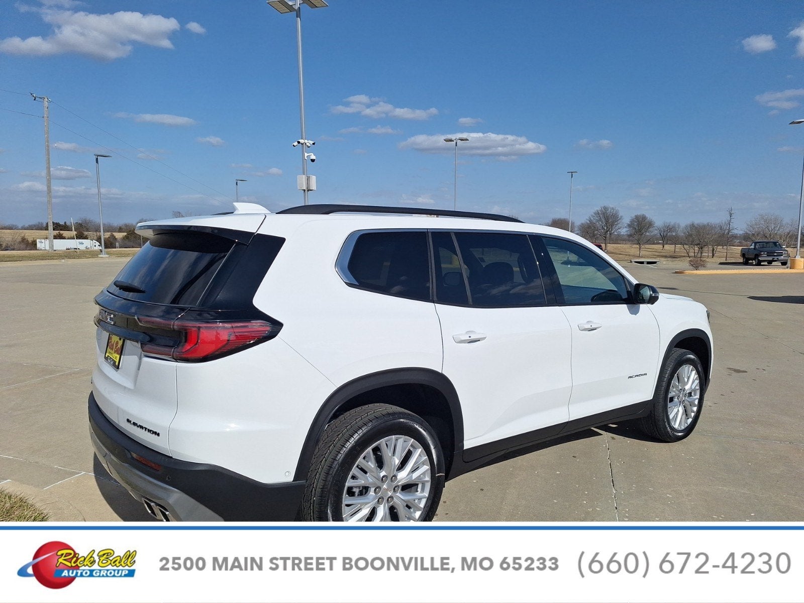 2025 GMC Acadia Elevation