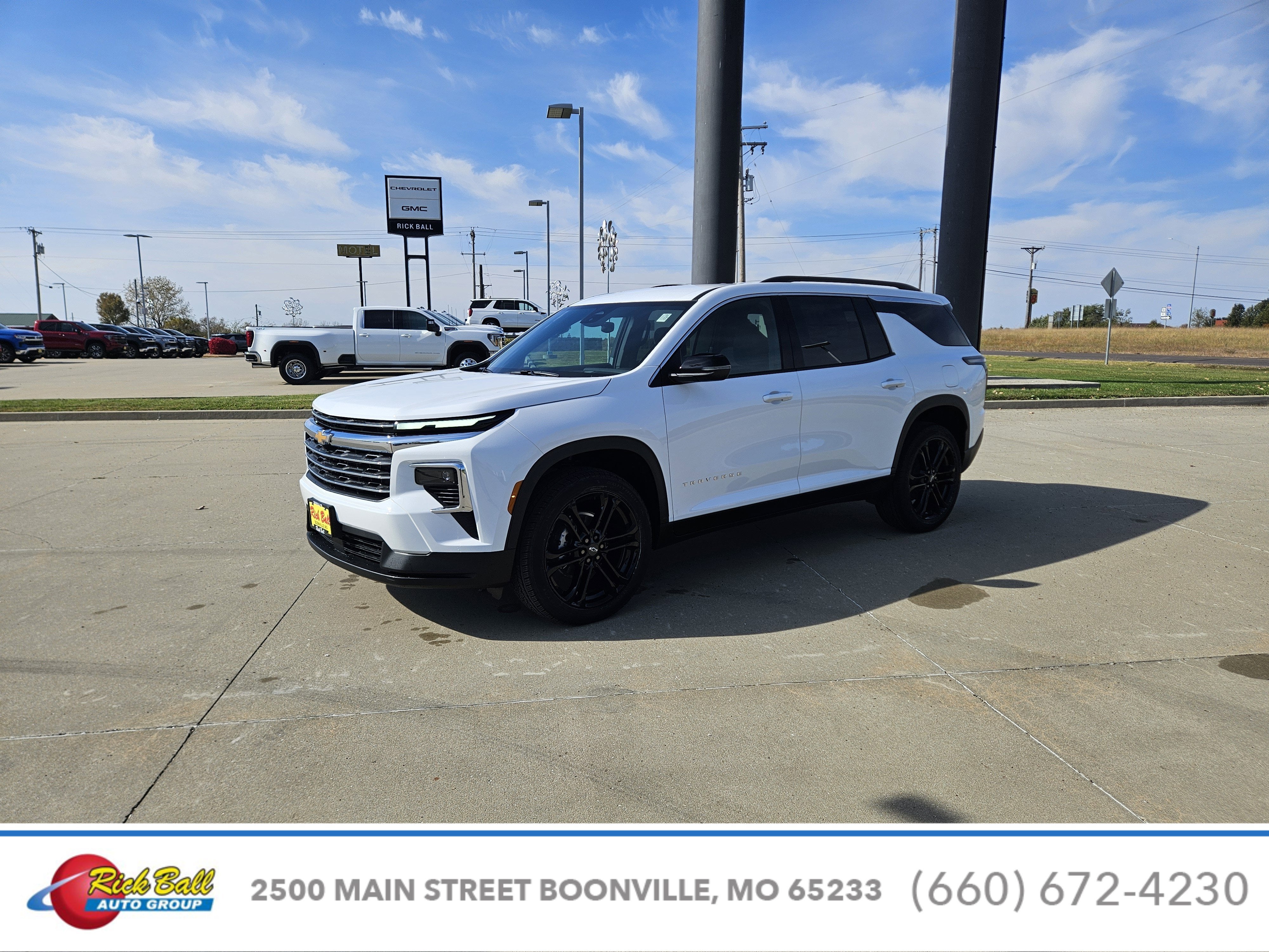 2026 Chevrolet Traverse LT