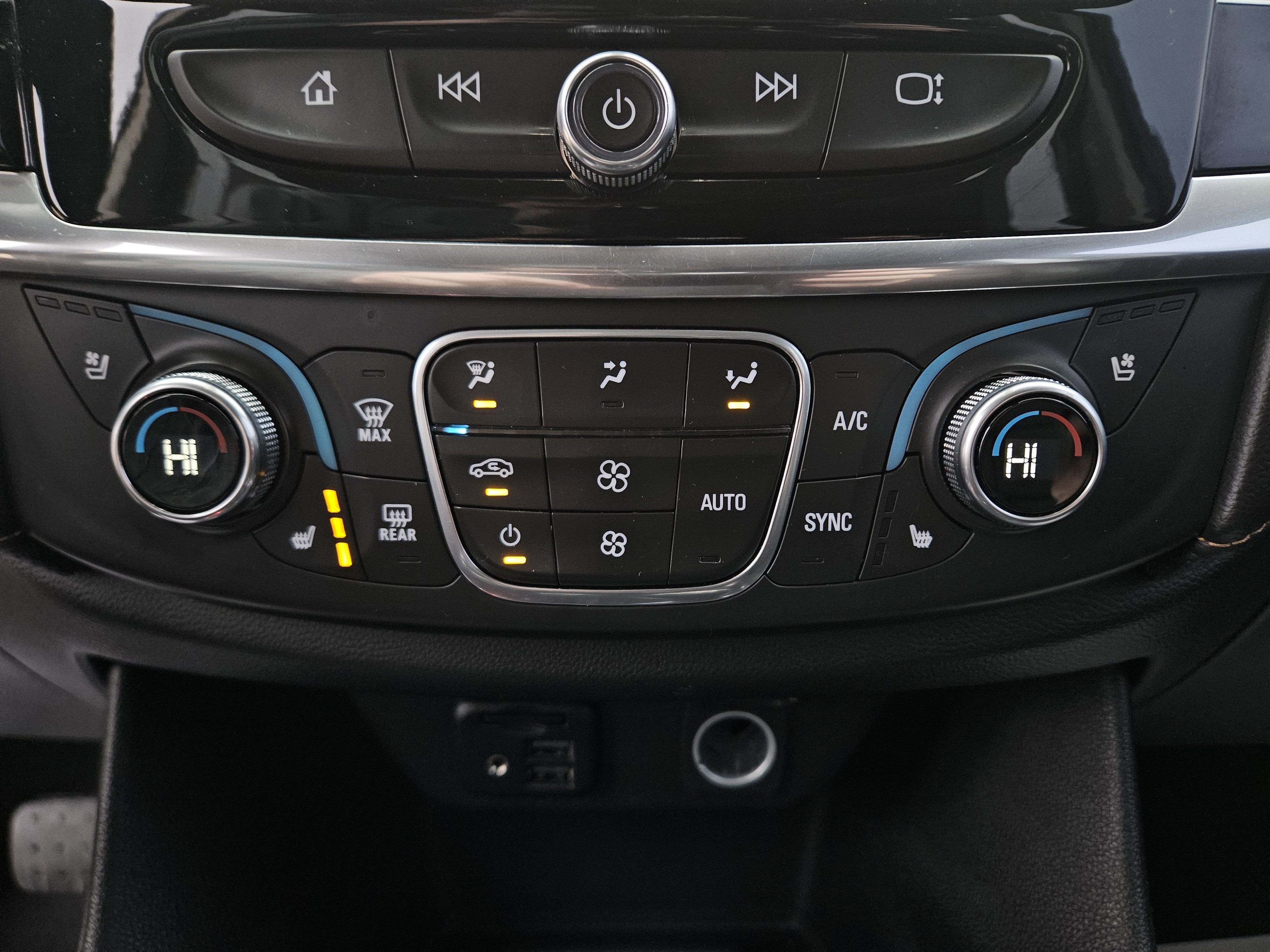 2020 Chevrolet Traverse Premier