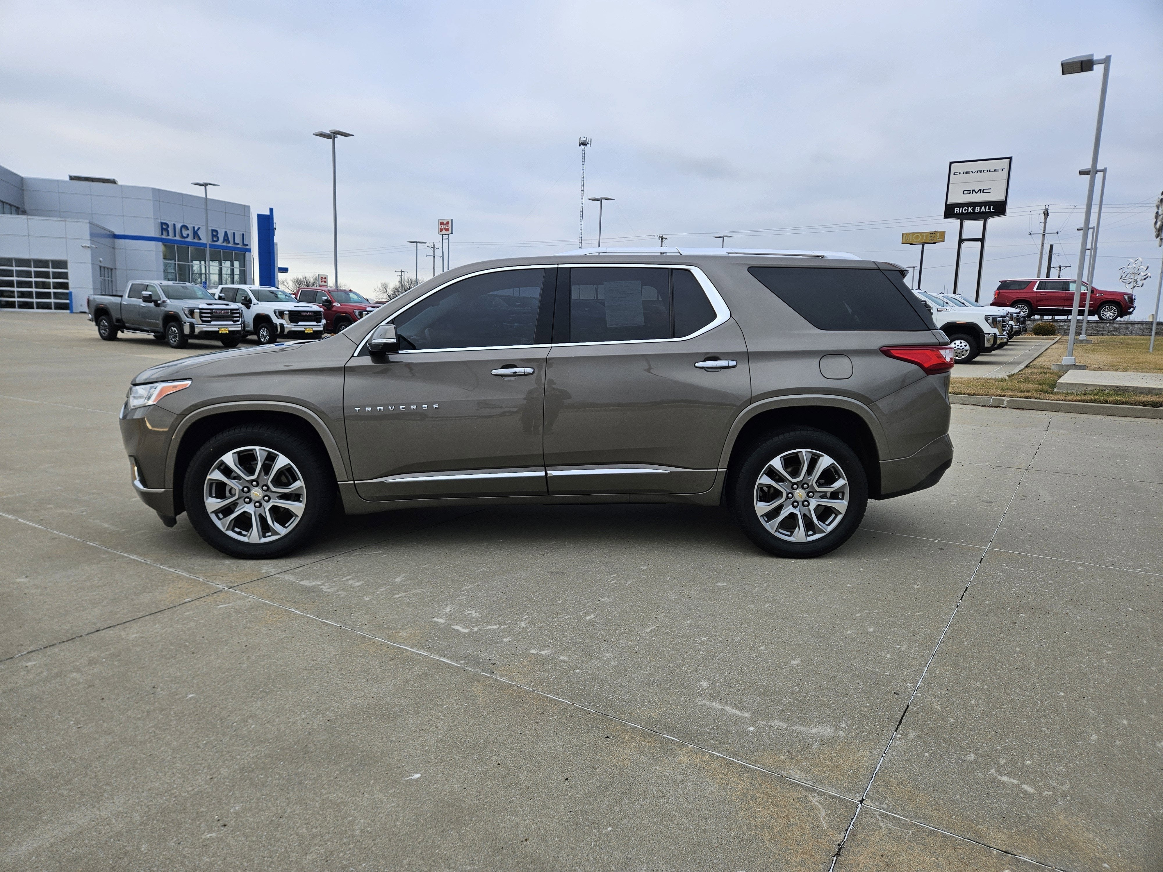 2020 Chevrolet Traverse Premier