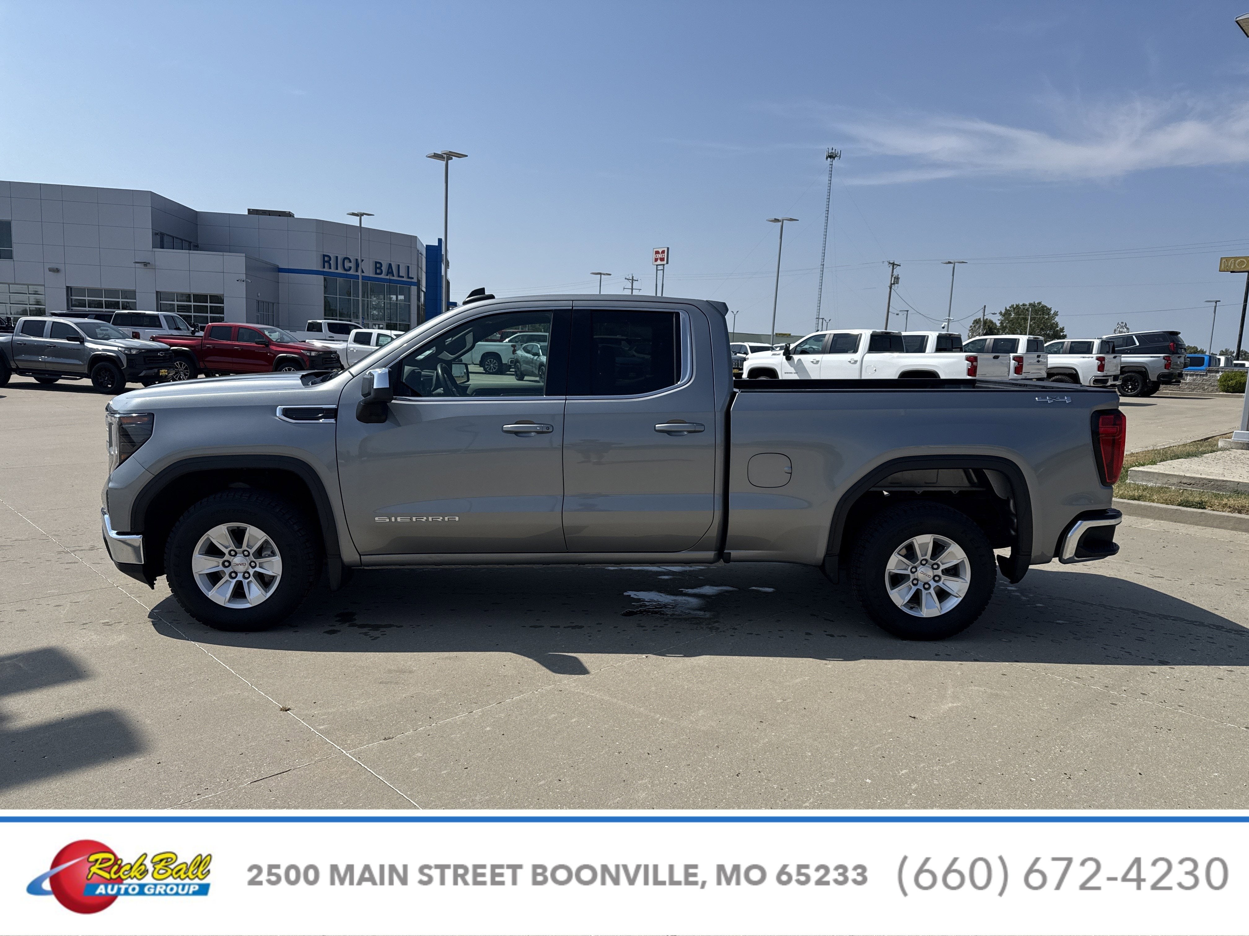 2023 GMC Sierra 1500 SLE