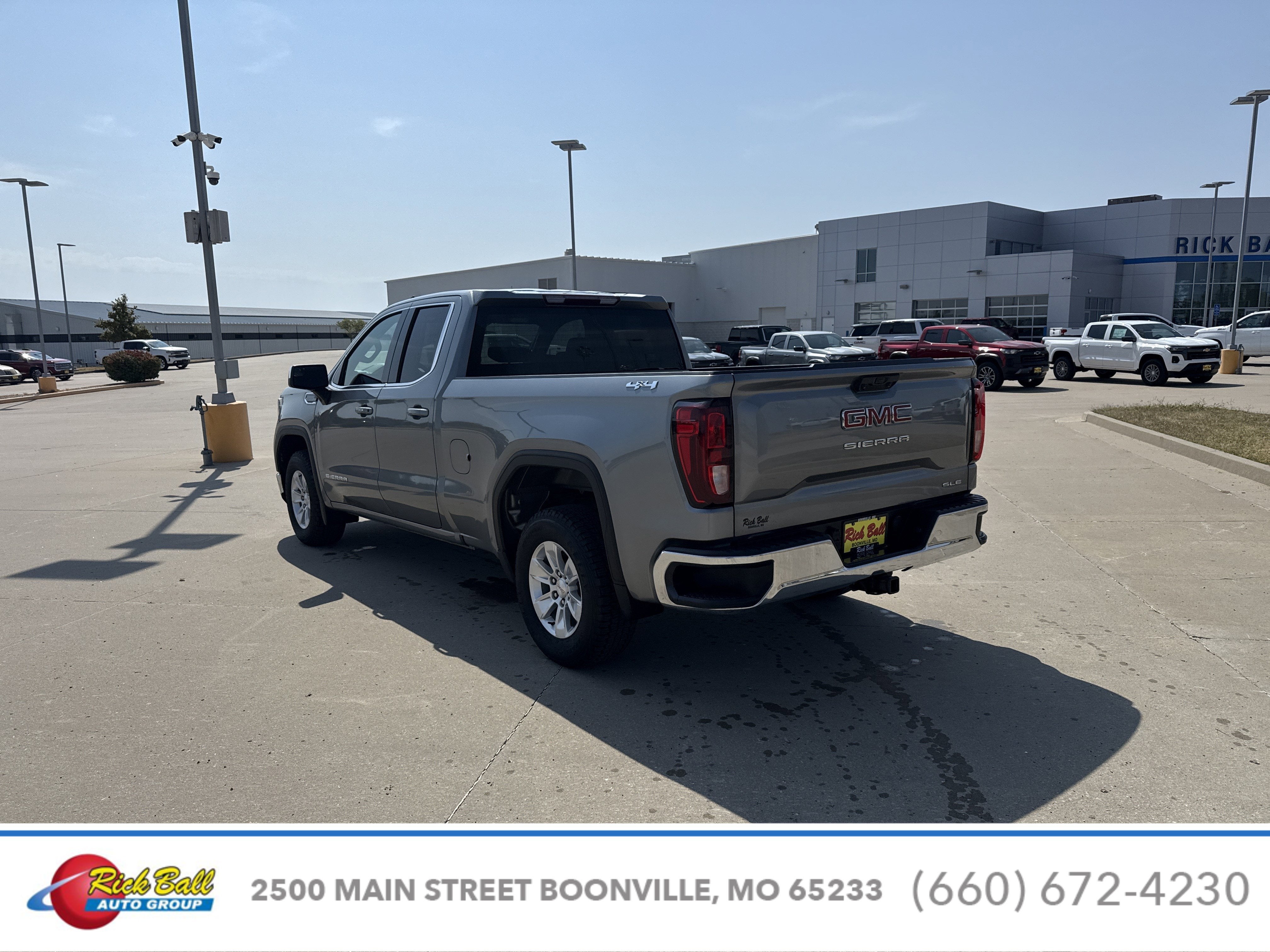 2023 GMC Sierra 1500 SLE