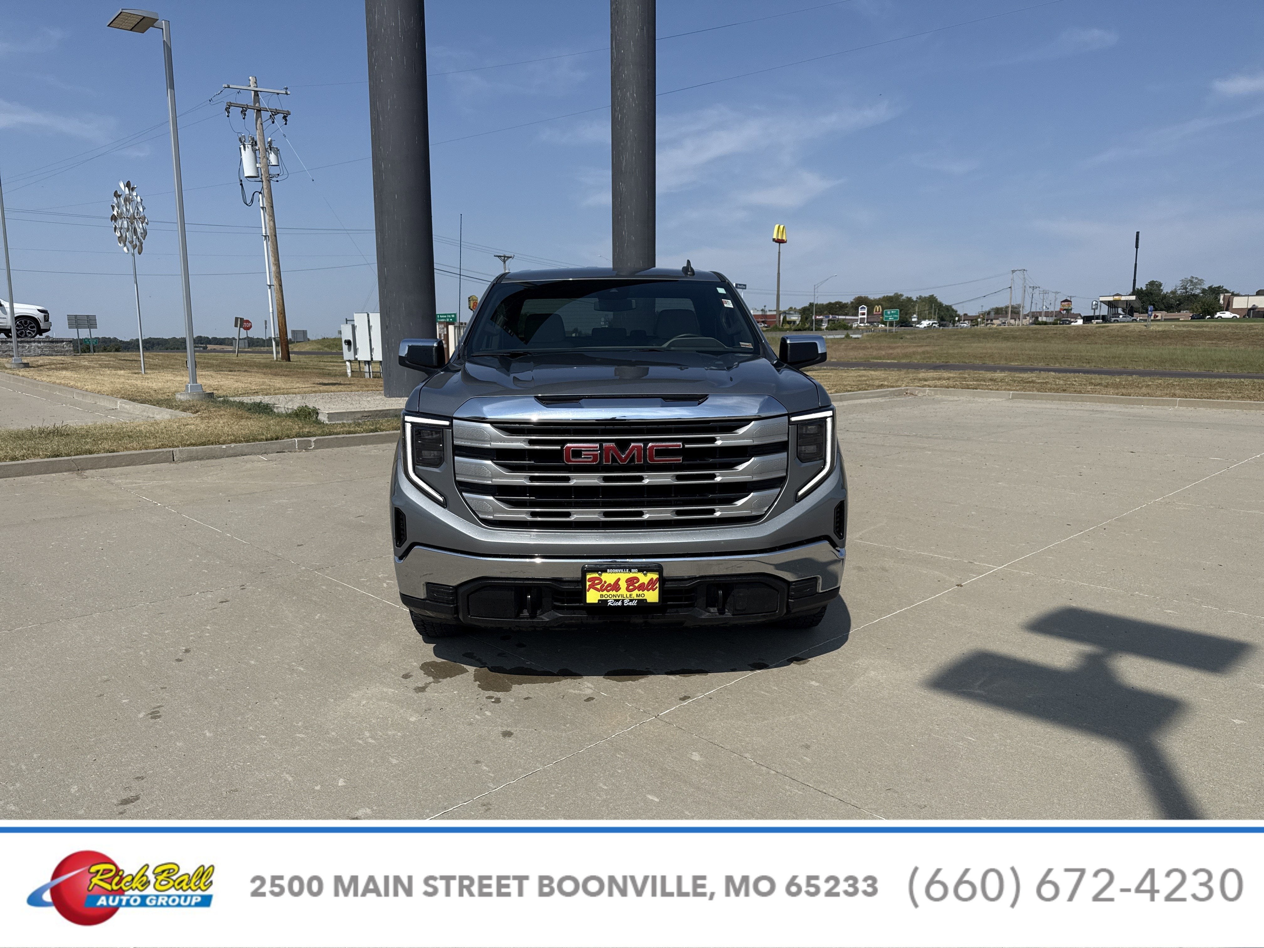 2023 GMC Sierra 1500 SLE