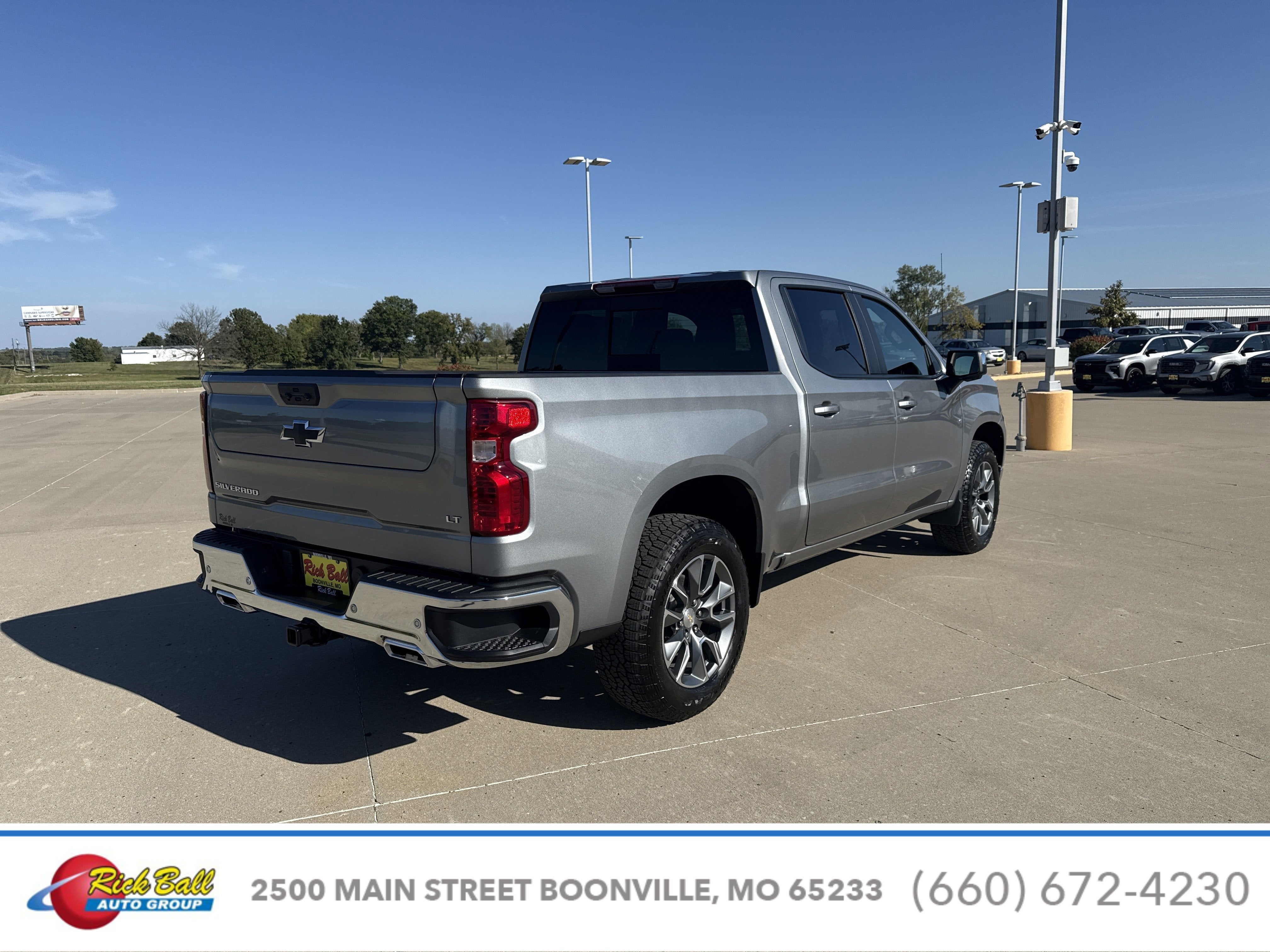 2026 Chevrolet Silverado 1500 LT