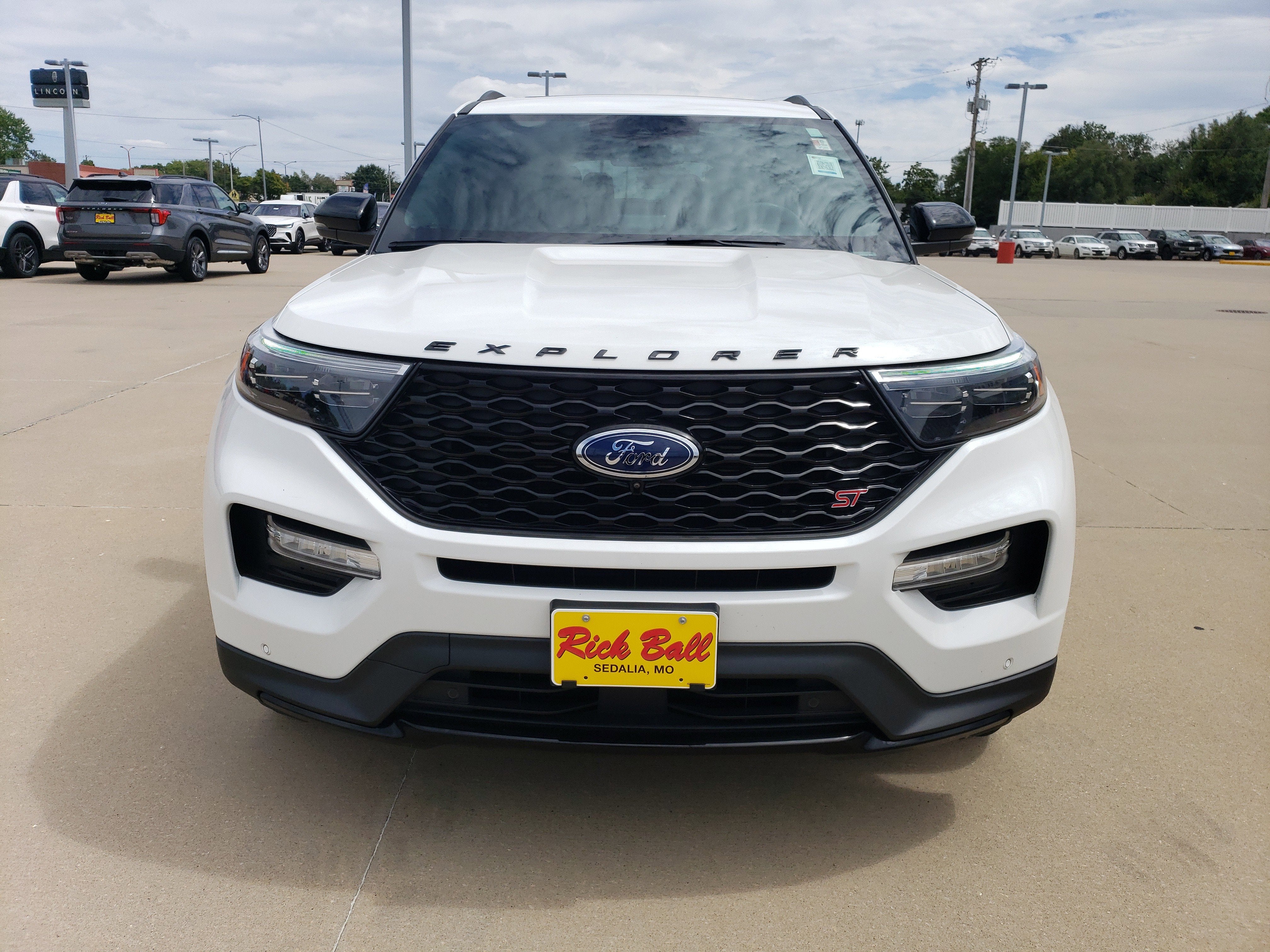 2023 Ford Explorer ST