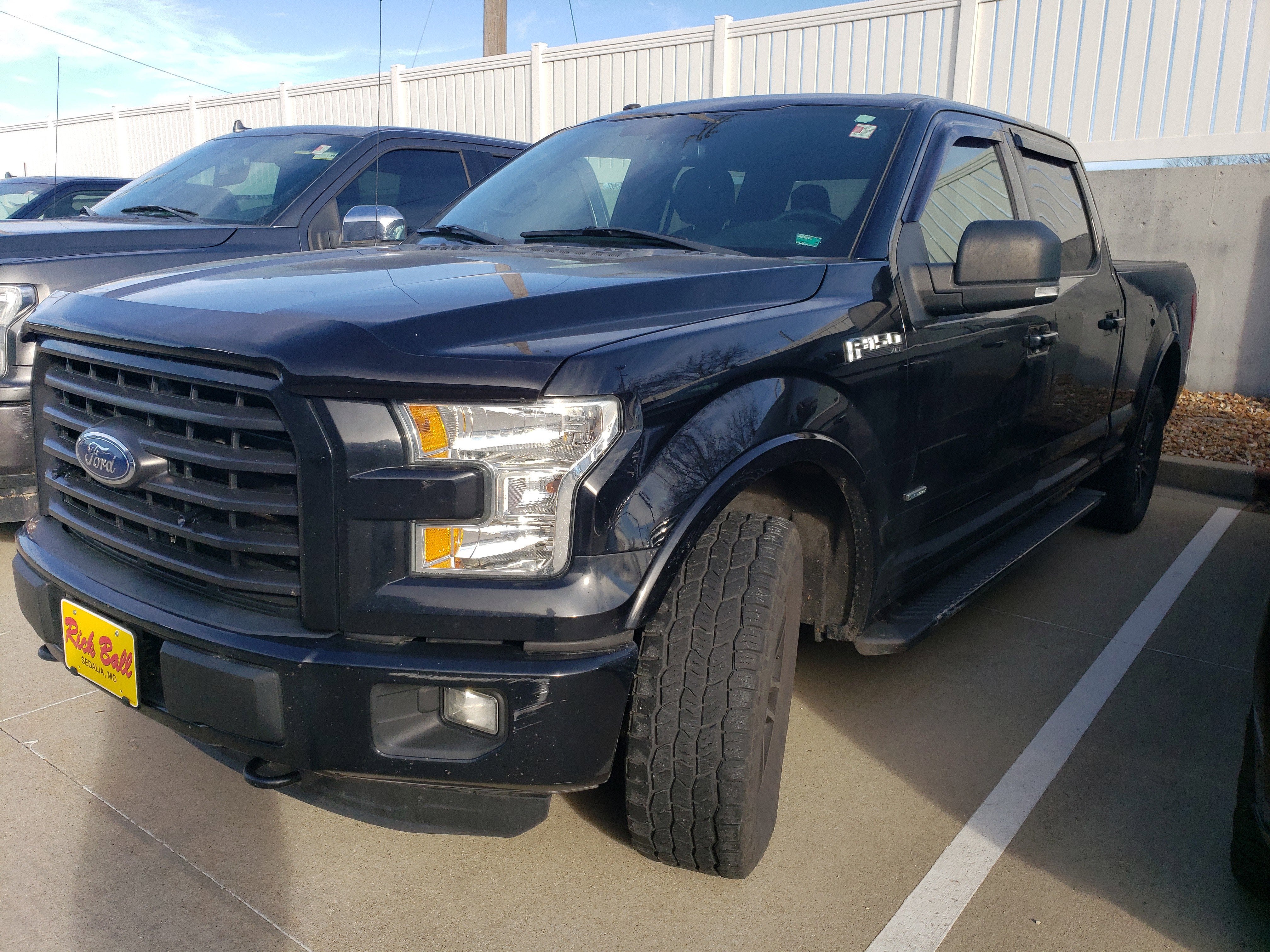 2016 Ford F-150 Base