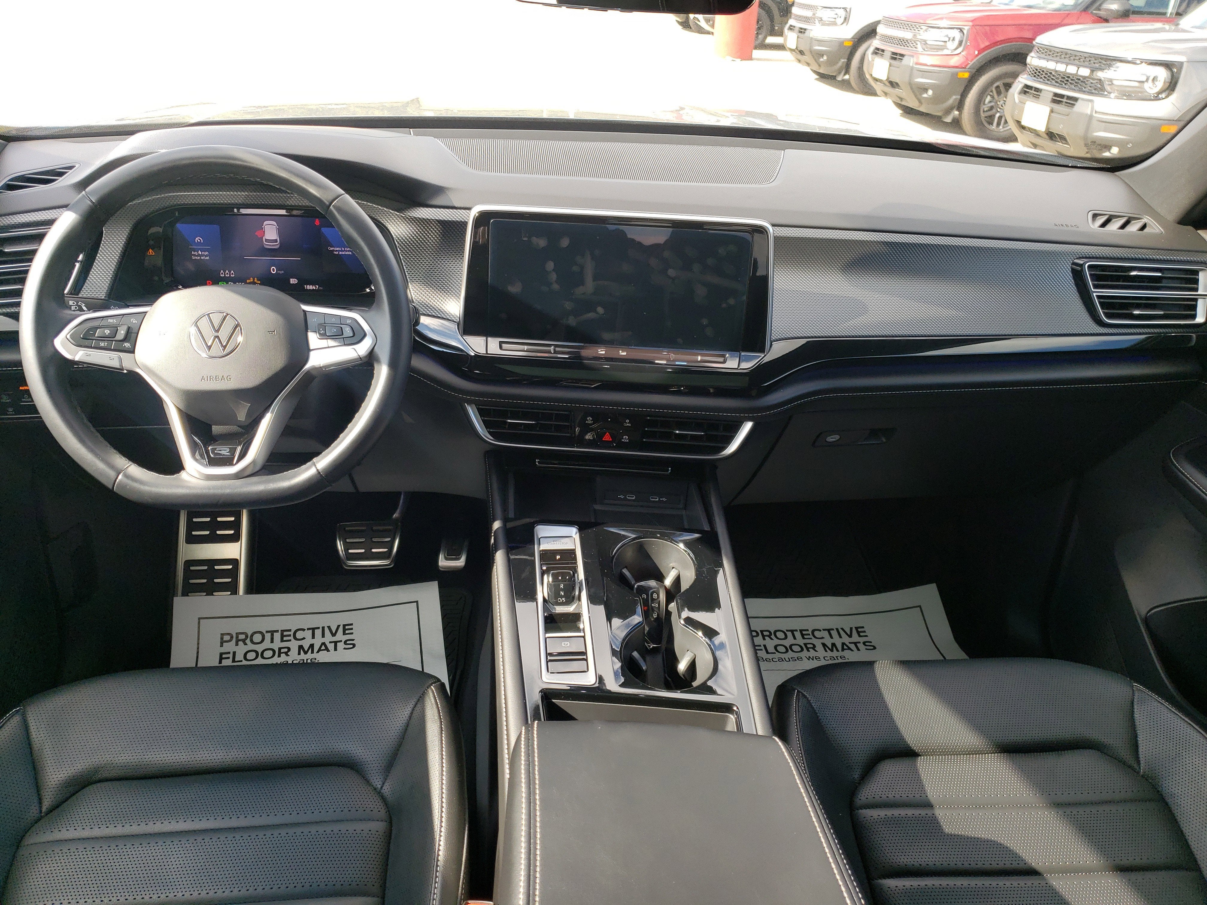 2024 Volkswagen Atlas Cross Sport 2.0T SEL R-Line