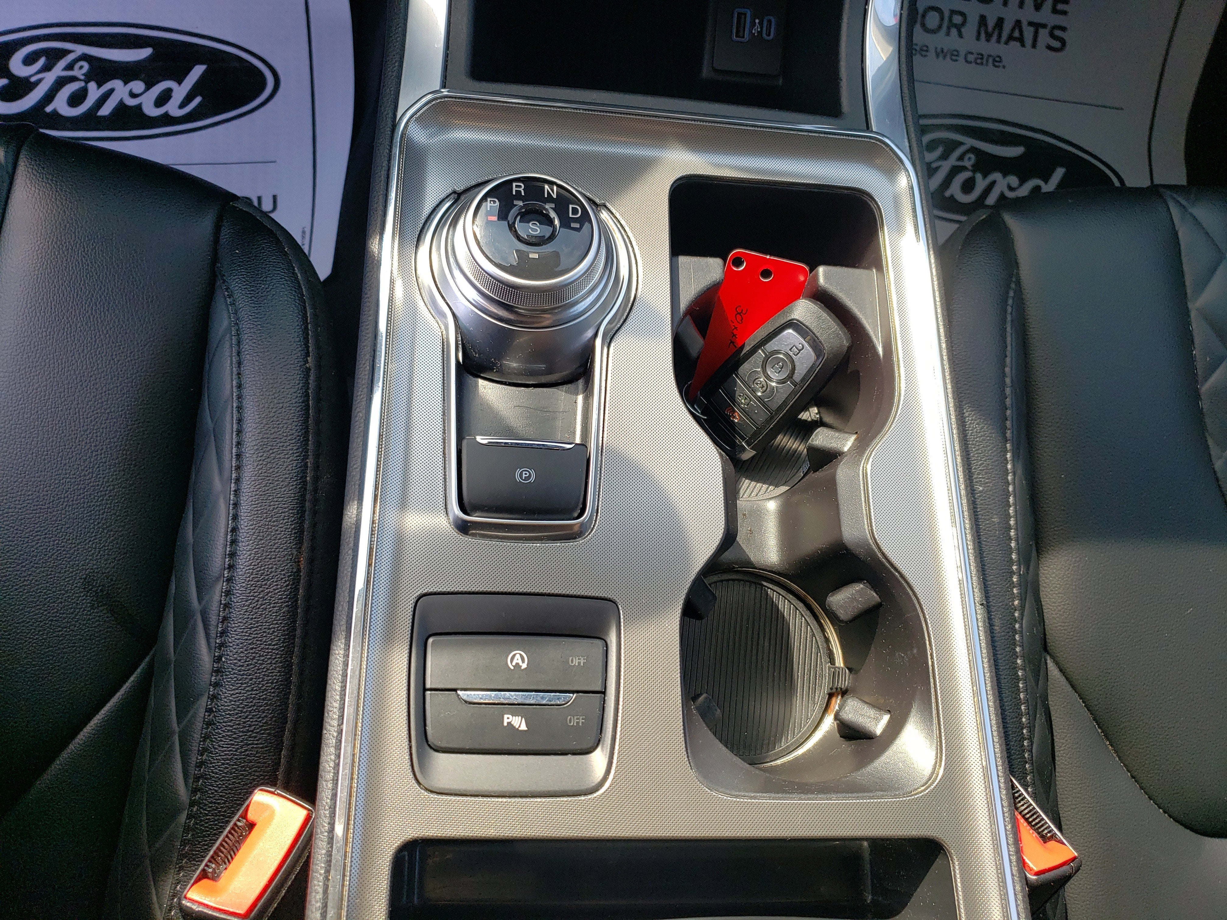 2023 Ford Edge Titanium