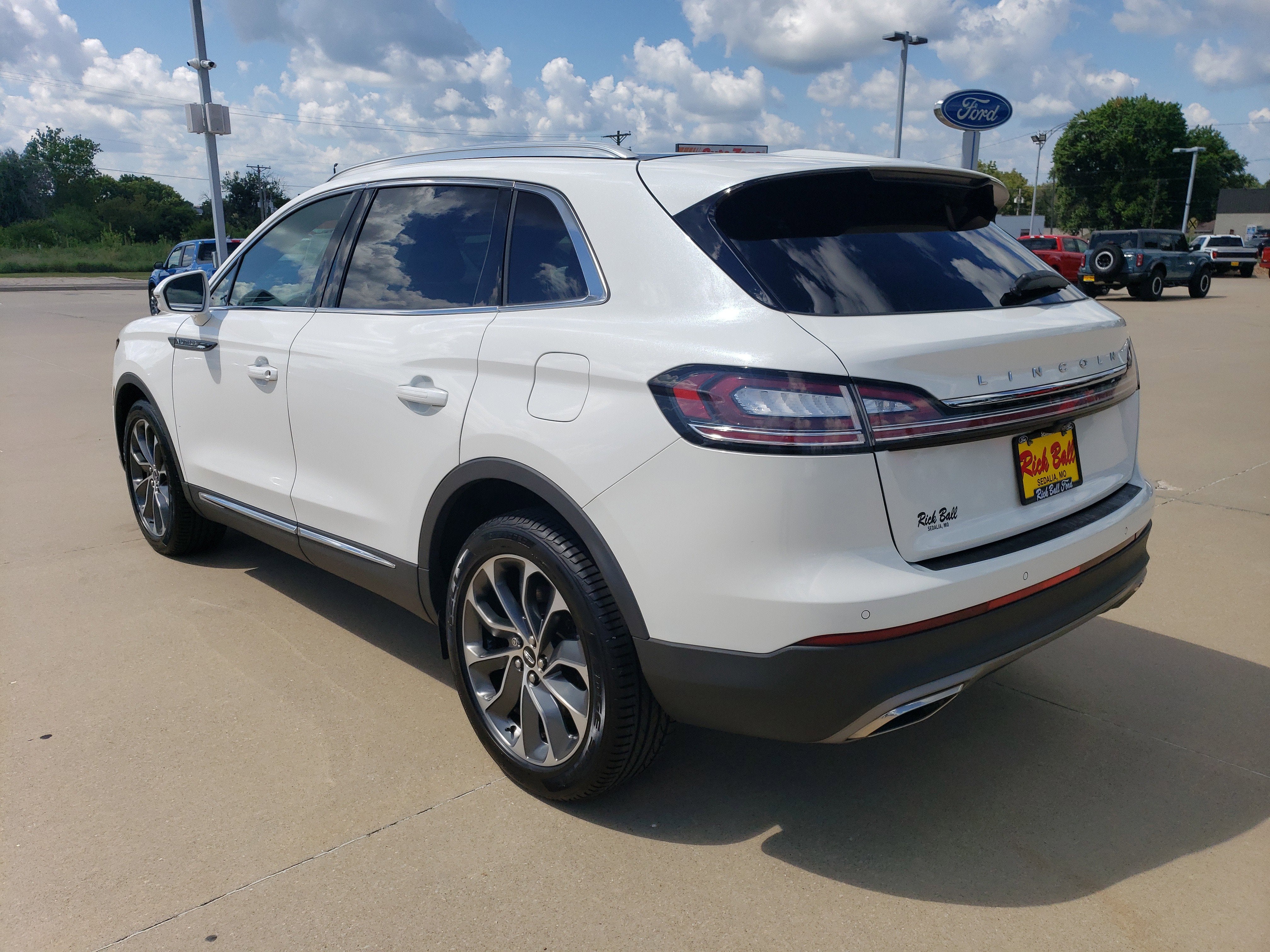 2022 Lincoln Nautilus Reserve