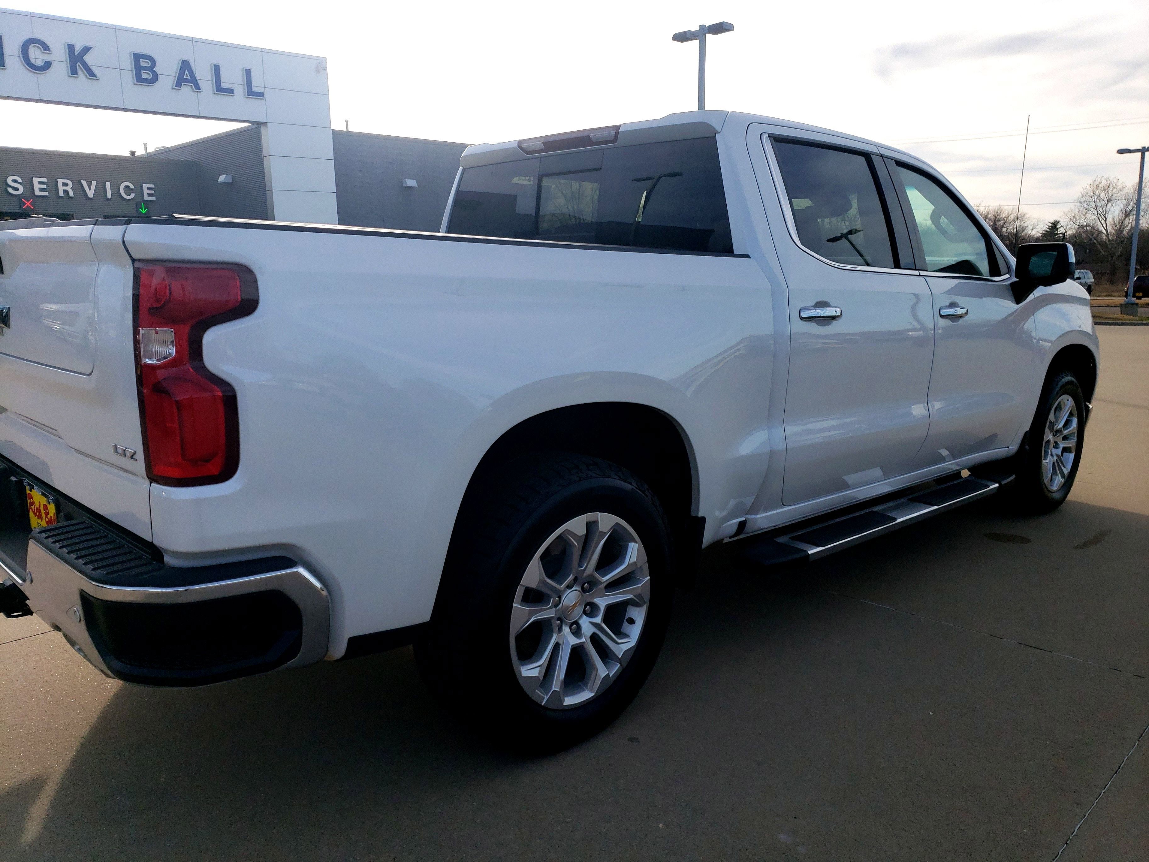 2024 Chevrolet Silverado 1500 LTZ