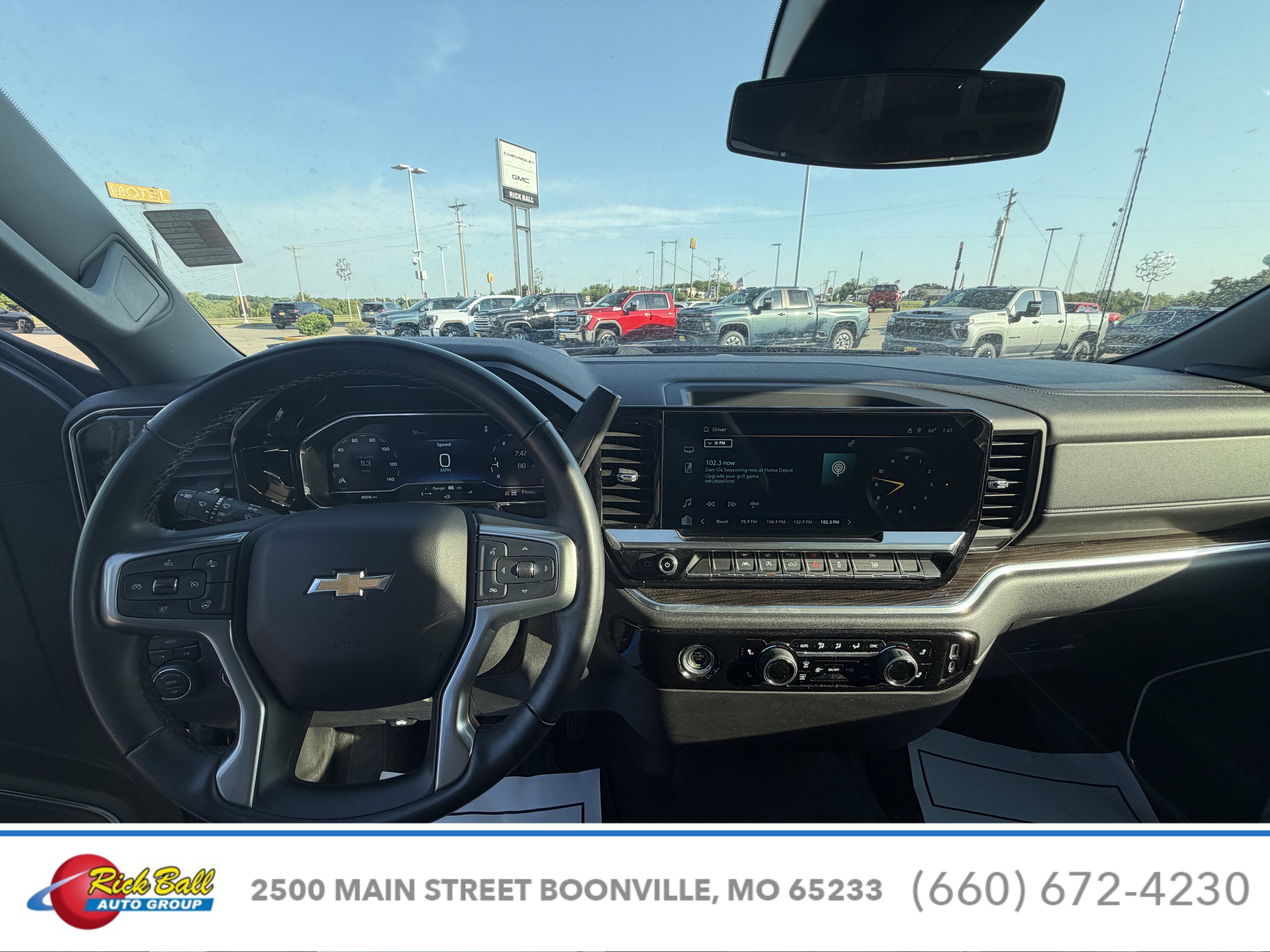 2023 Chevrolet Silverado 1500 LT (2FL)