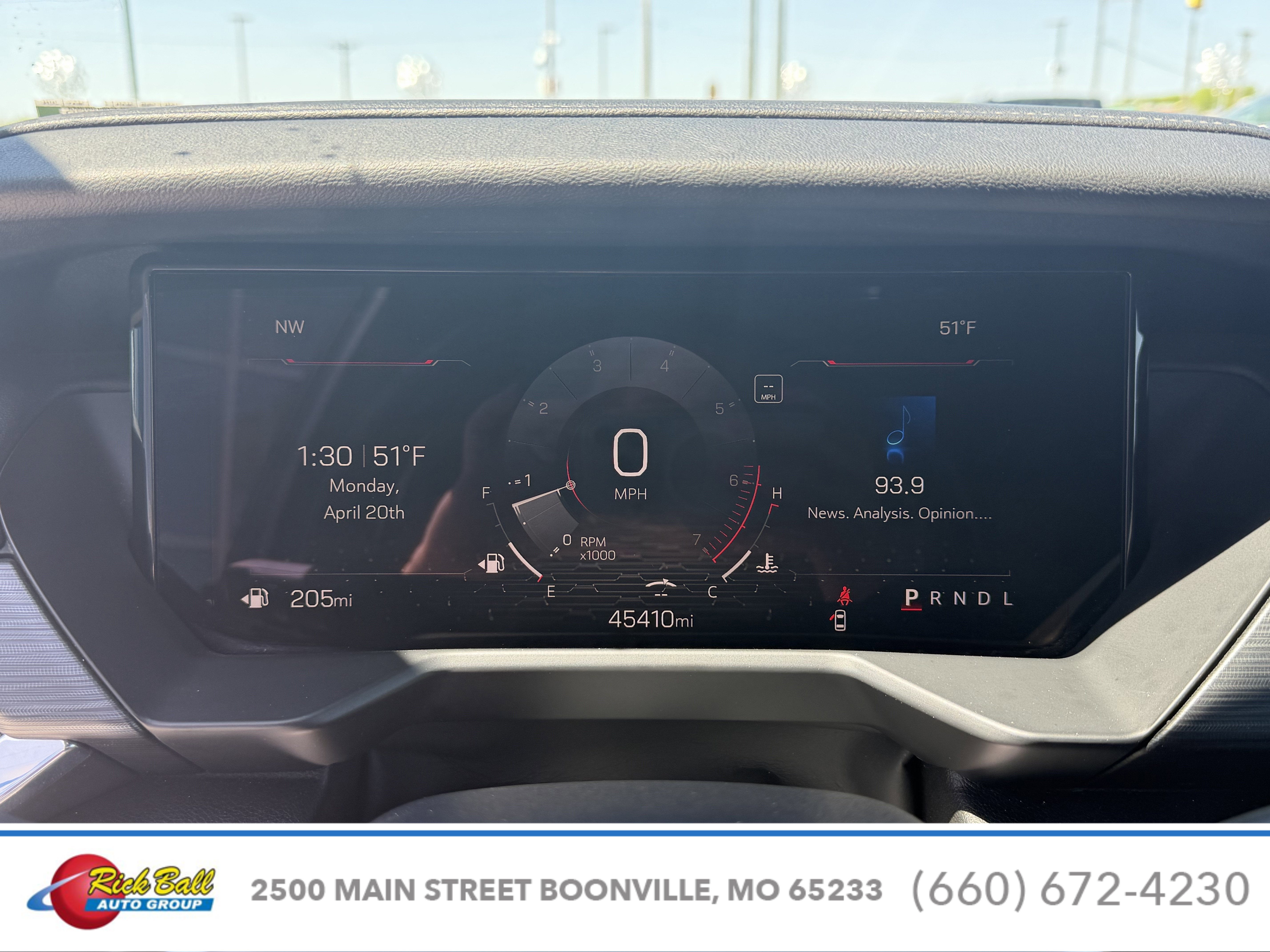 2024 GMC Acadia Elevation