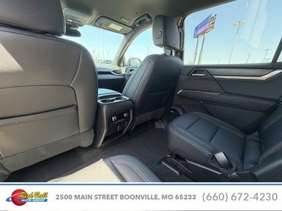 2024 GMC Acadia Elevation