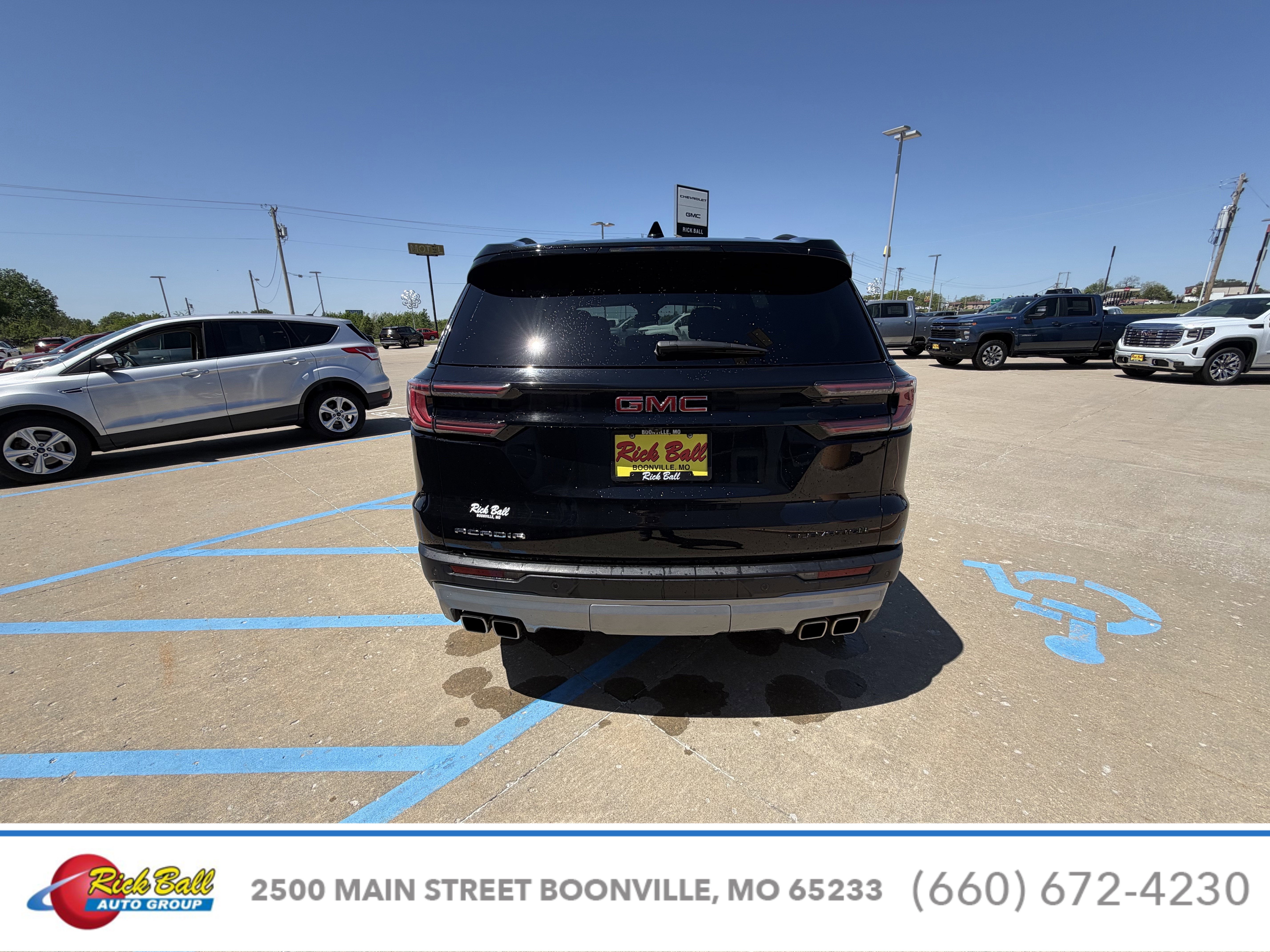 2024 GMC Acadia Elevation