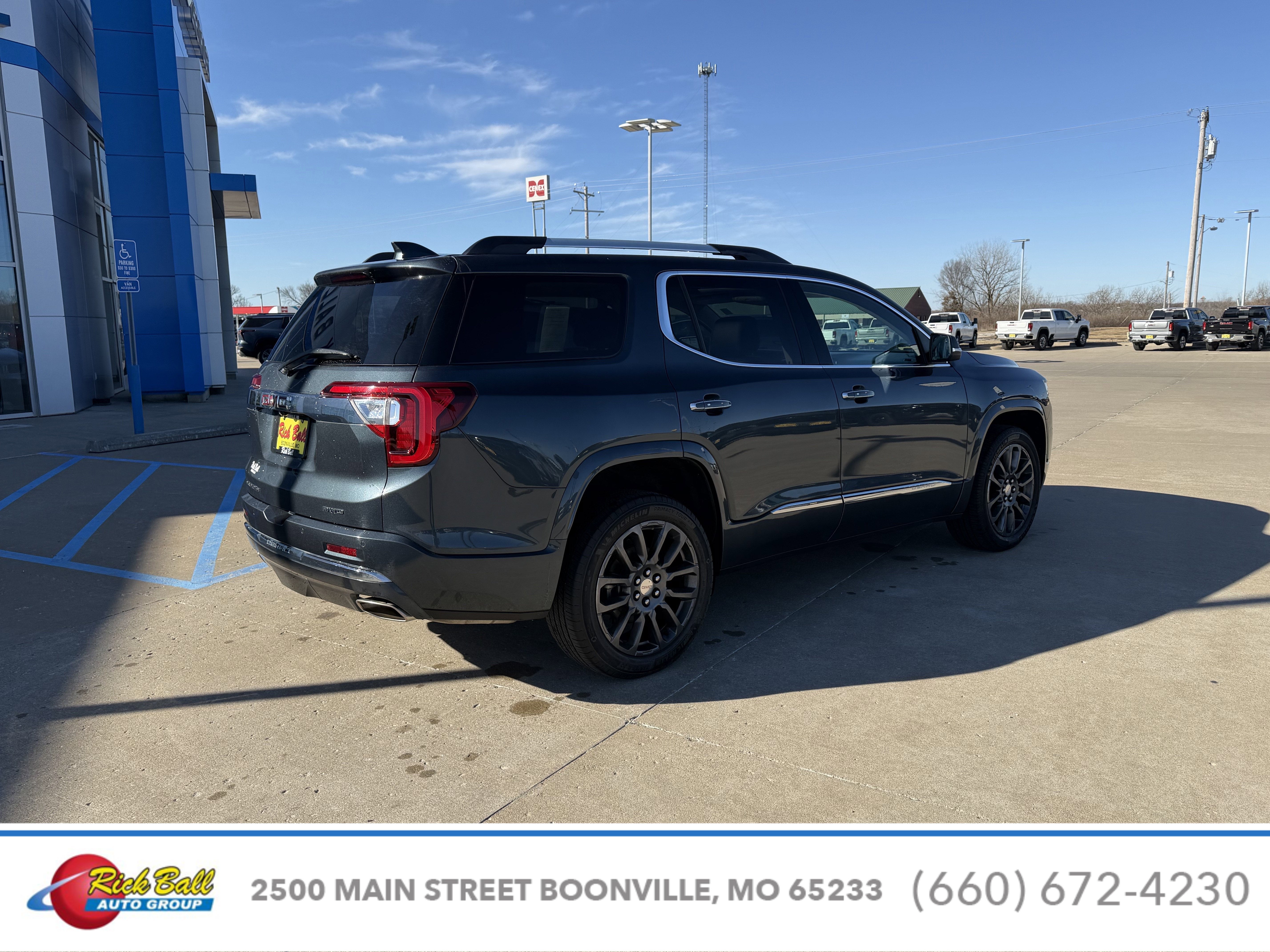 2020 GMC Acadia Denali