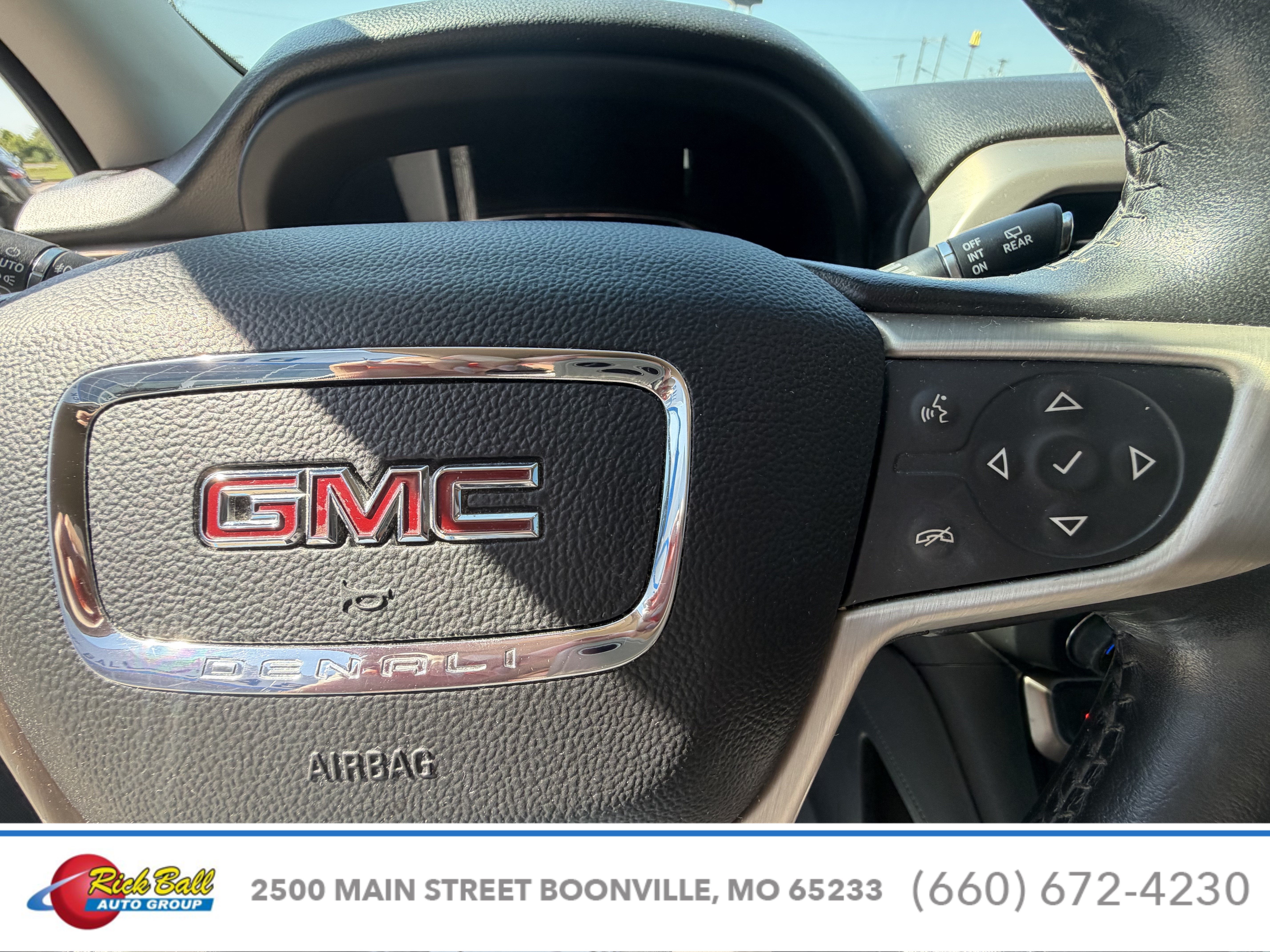 2020 GMC Acadia Denali