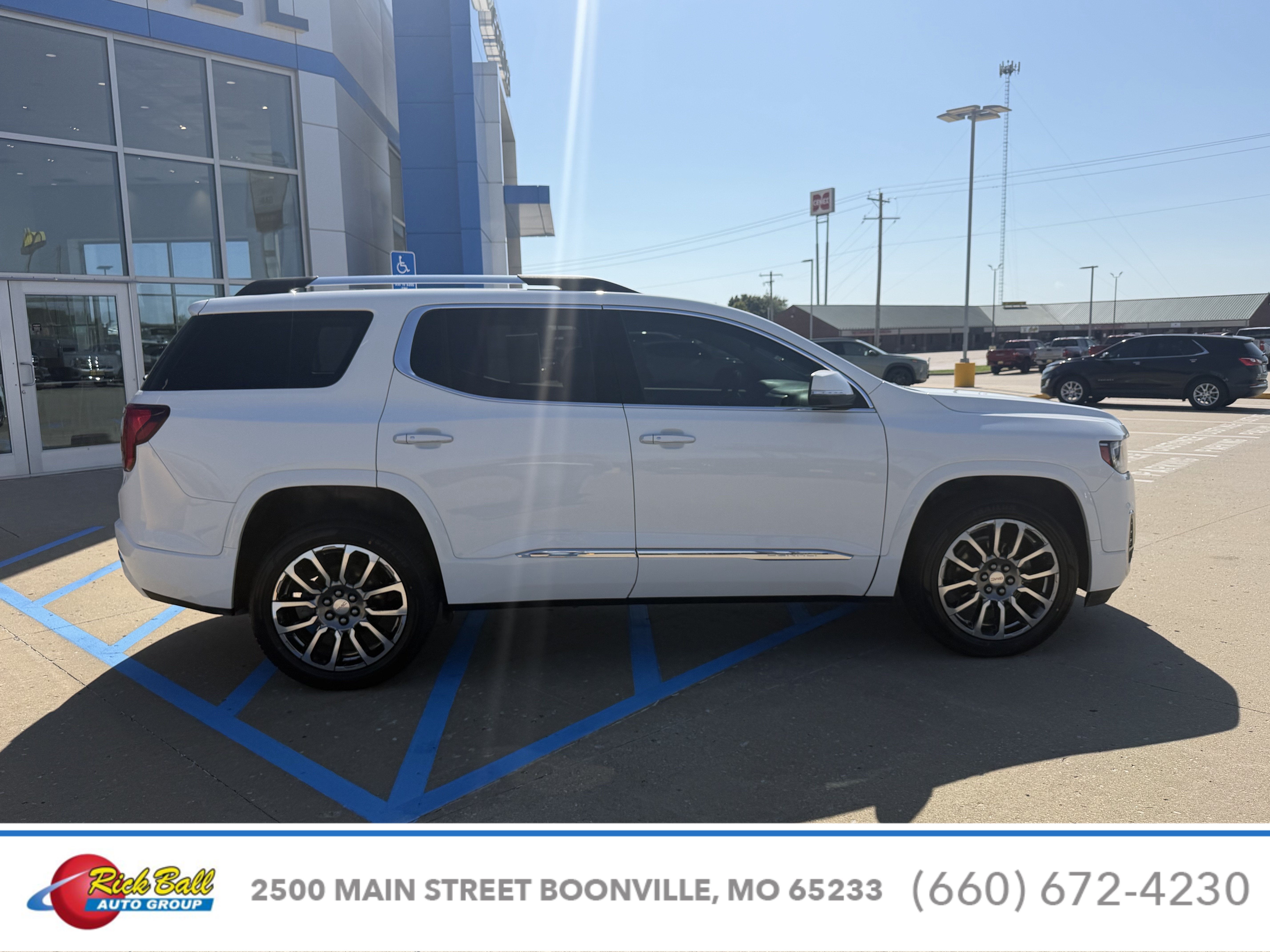 2020 GMC Acadia Denali