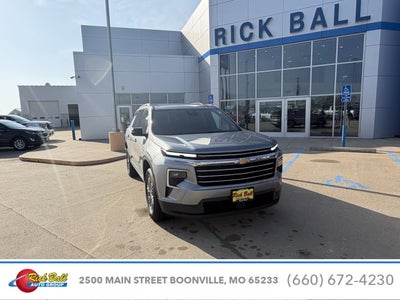 2025 Chevrolet Traverse LT
