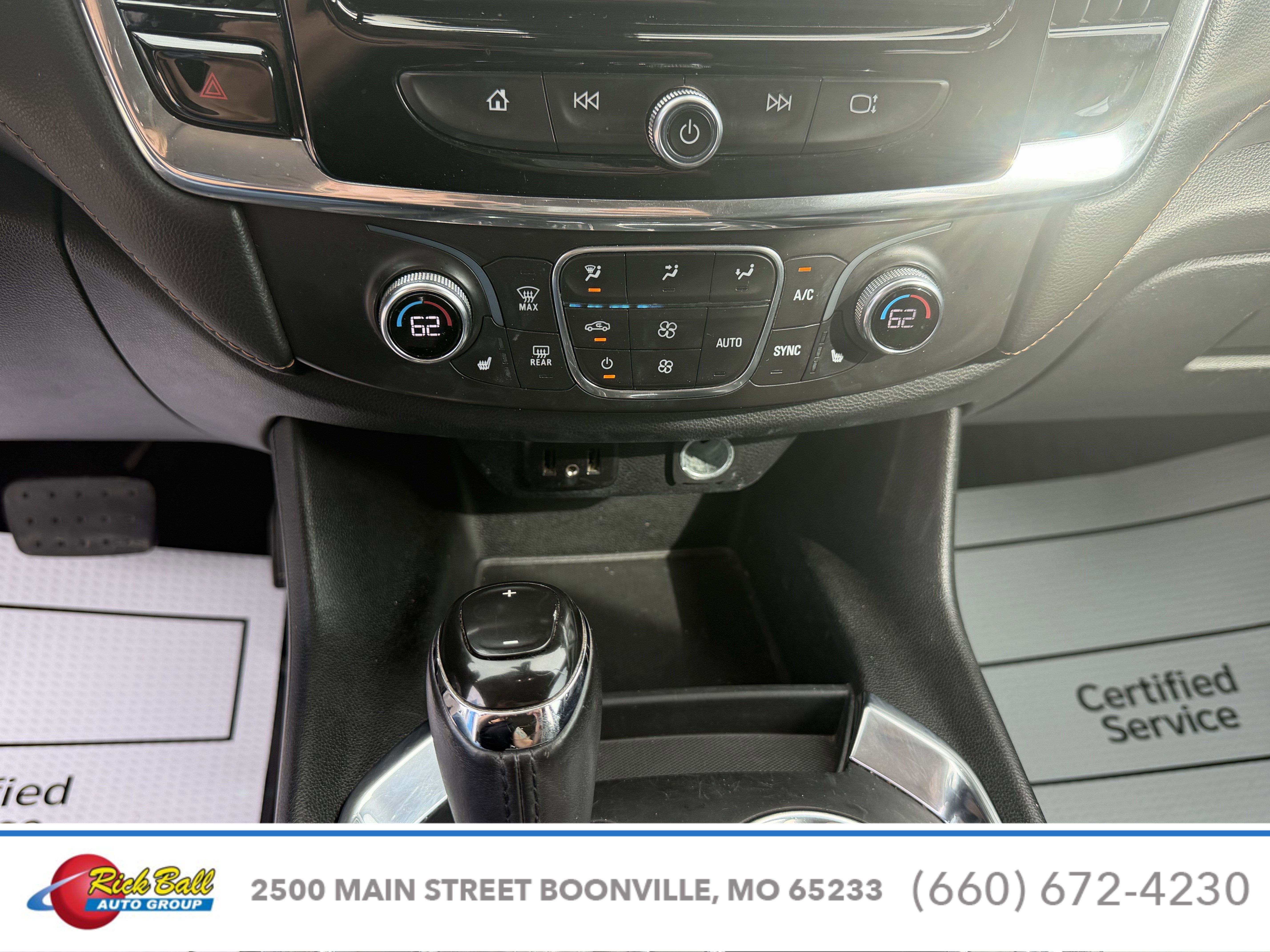 2019 Chevrolet Traverse LT Leather