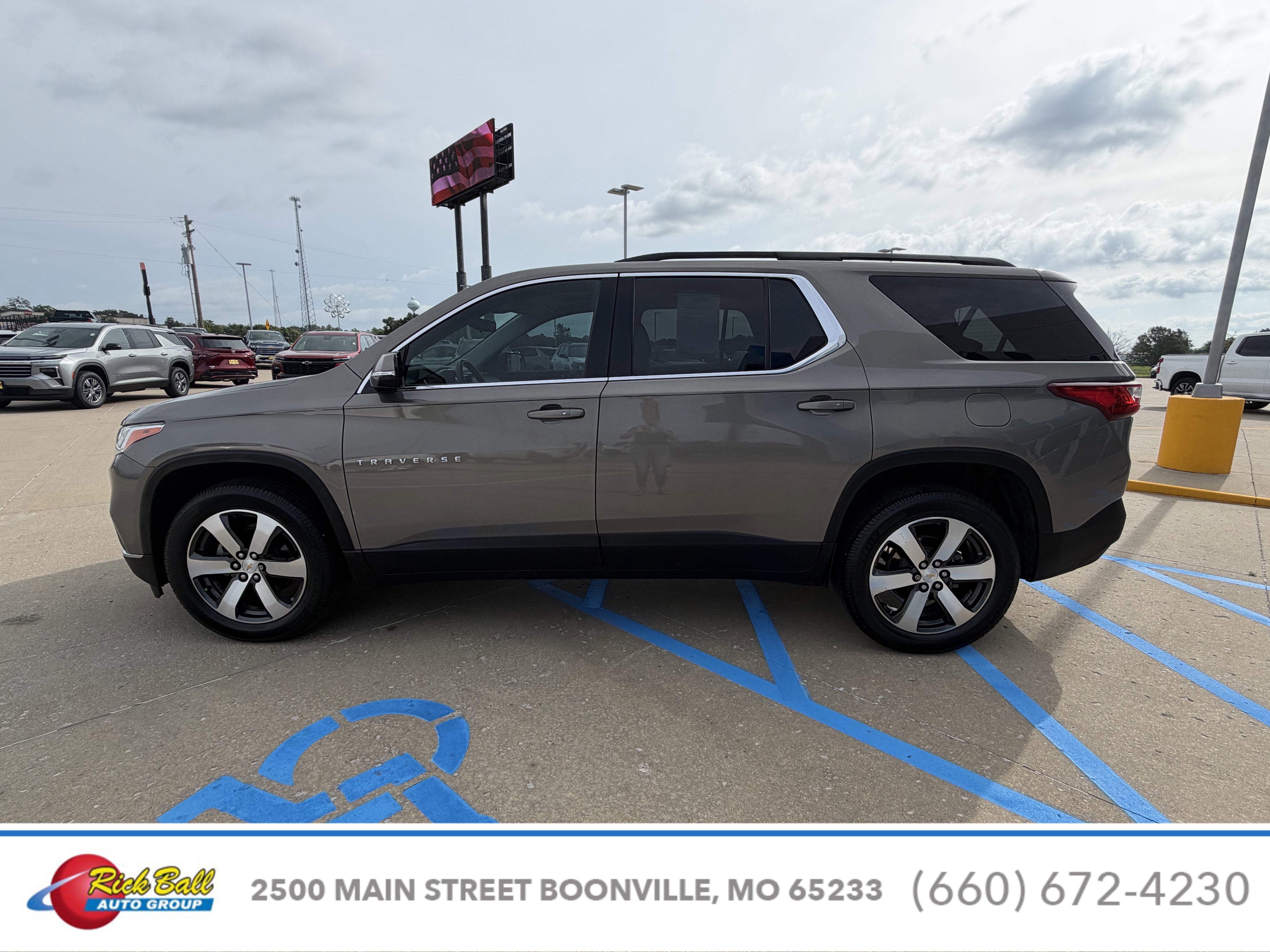 2019 Chevrolet Traverse LT Leather