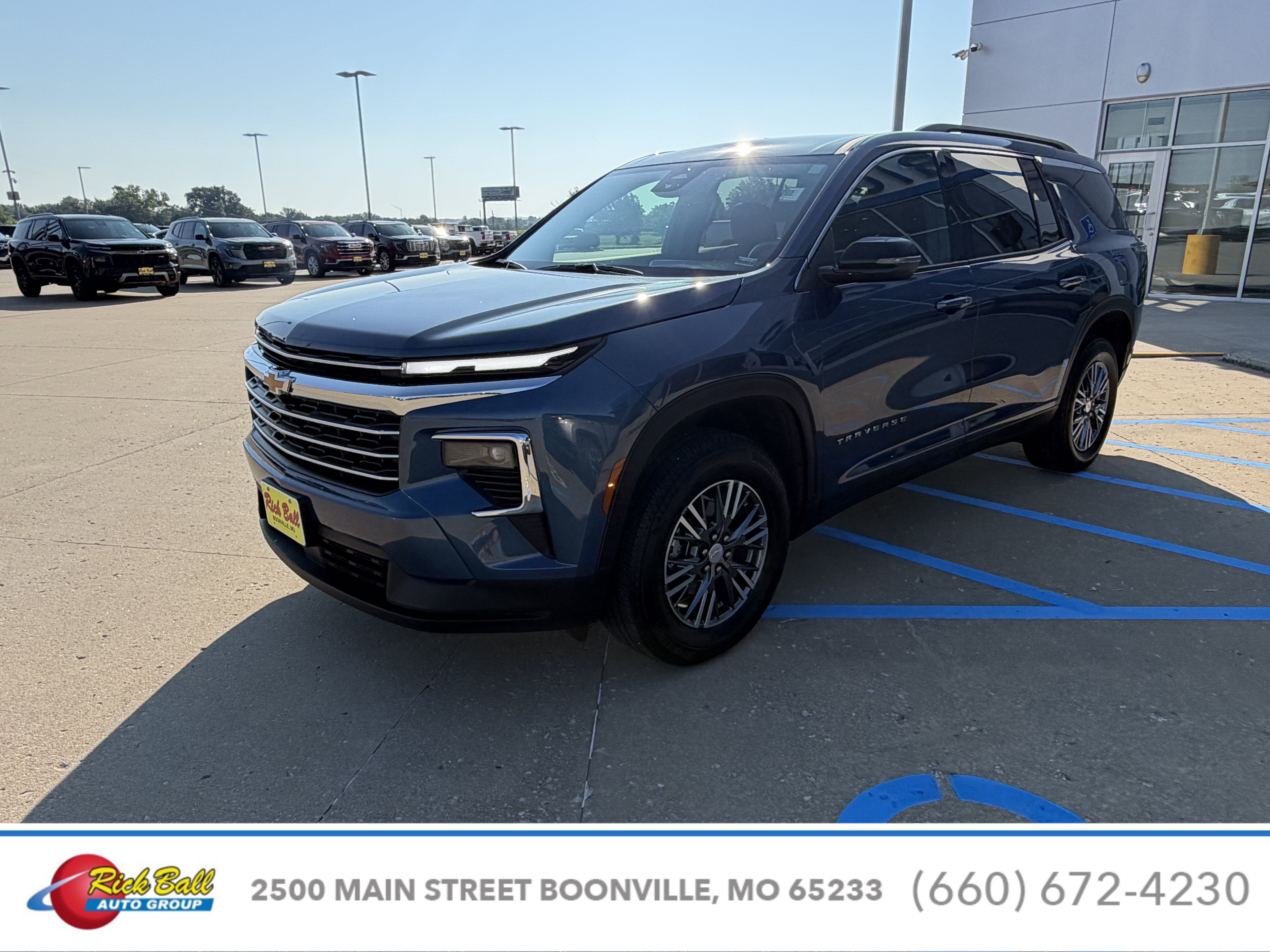 2026 Chevrolet Traverse LT