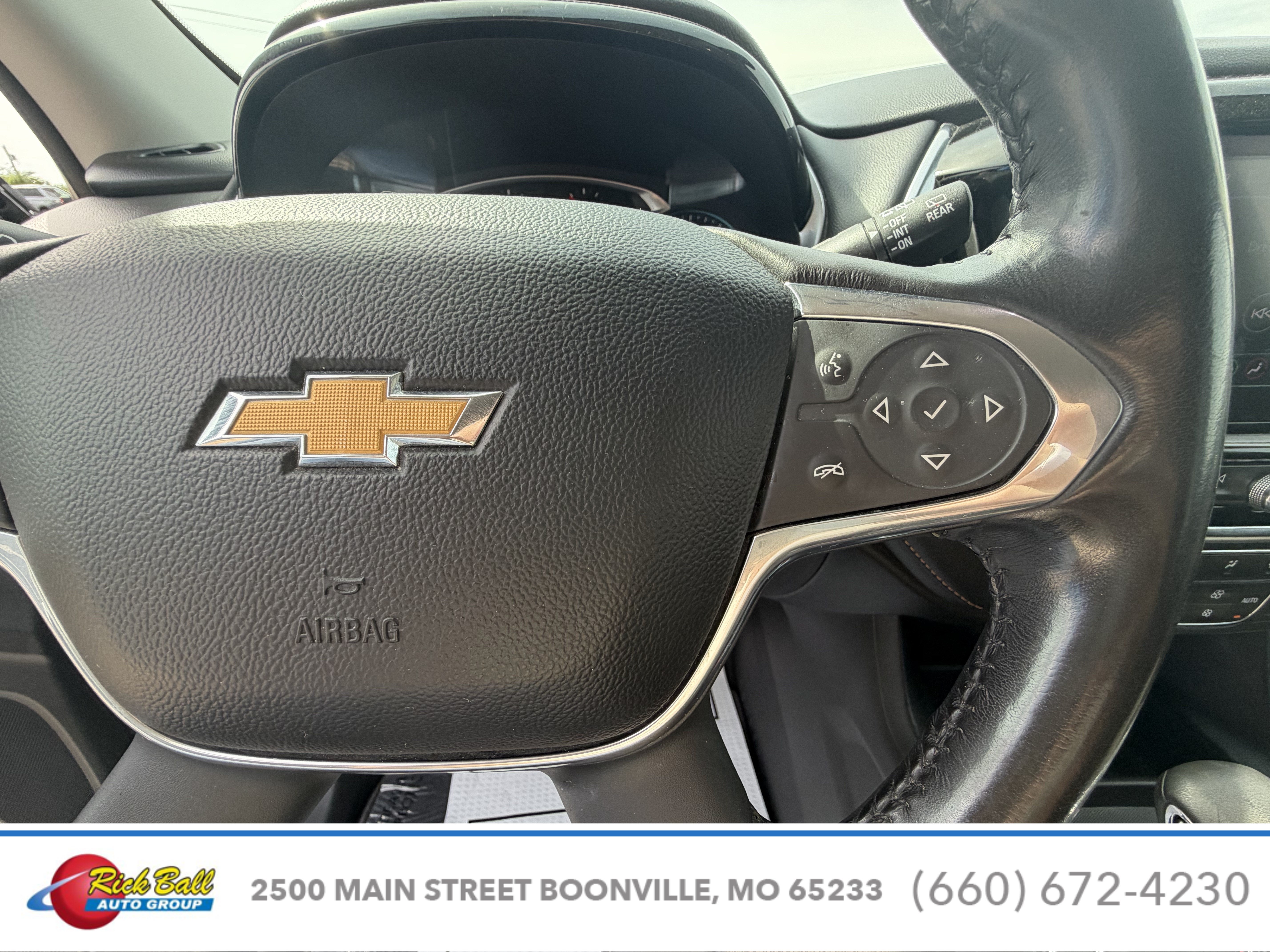 2021 Chevrolet Traverse LT Cloth