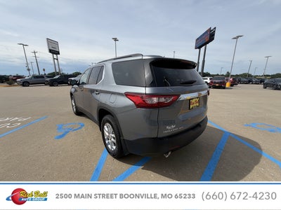 2021 Chevrolet Traverse LT Cloth
