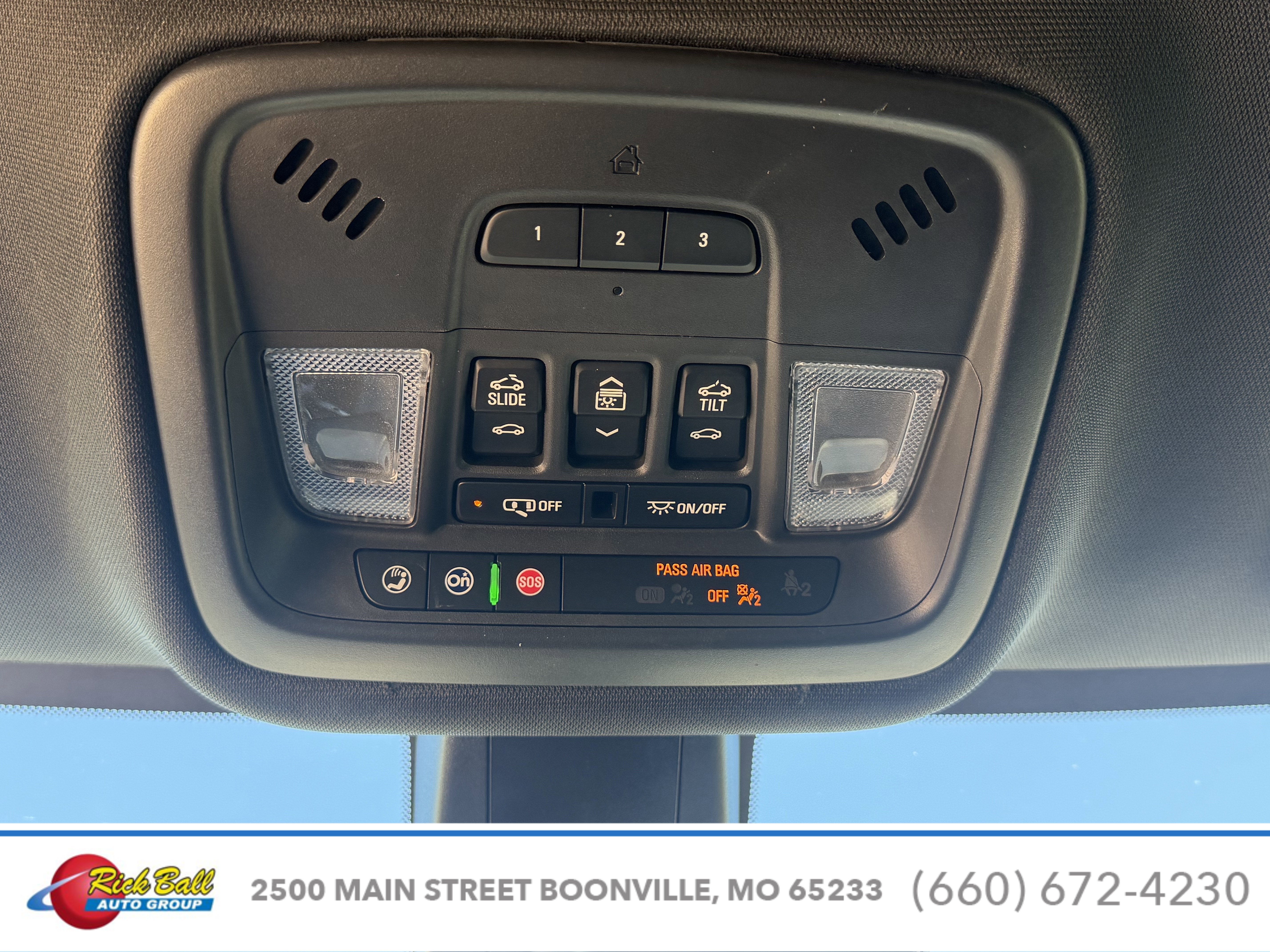 2022 Chevrolet Traverse Premier