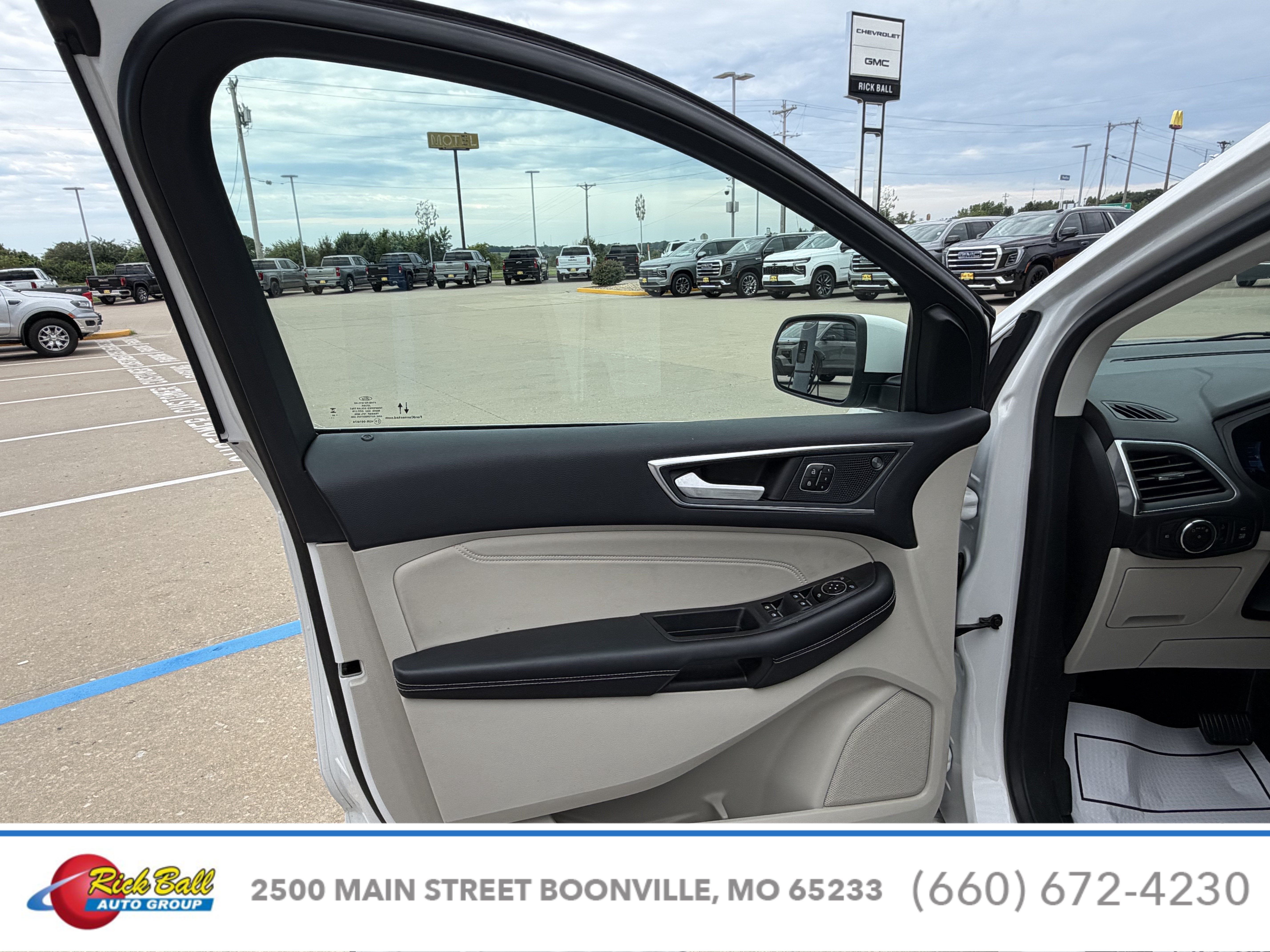 2023 Ford Edge Titanium