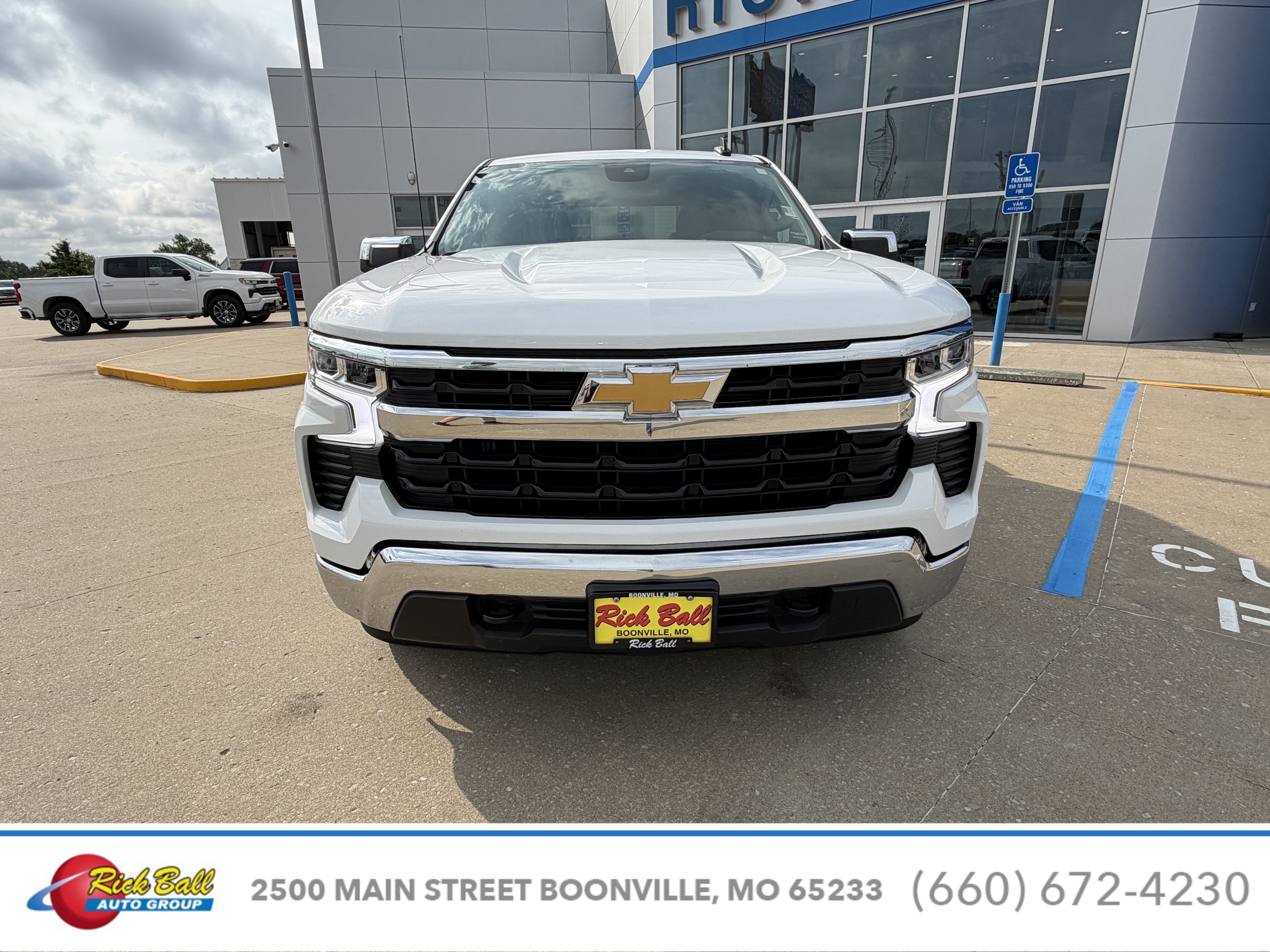 2025 Chevrolet Silverado 1500 LT