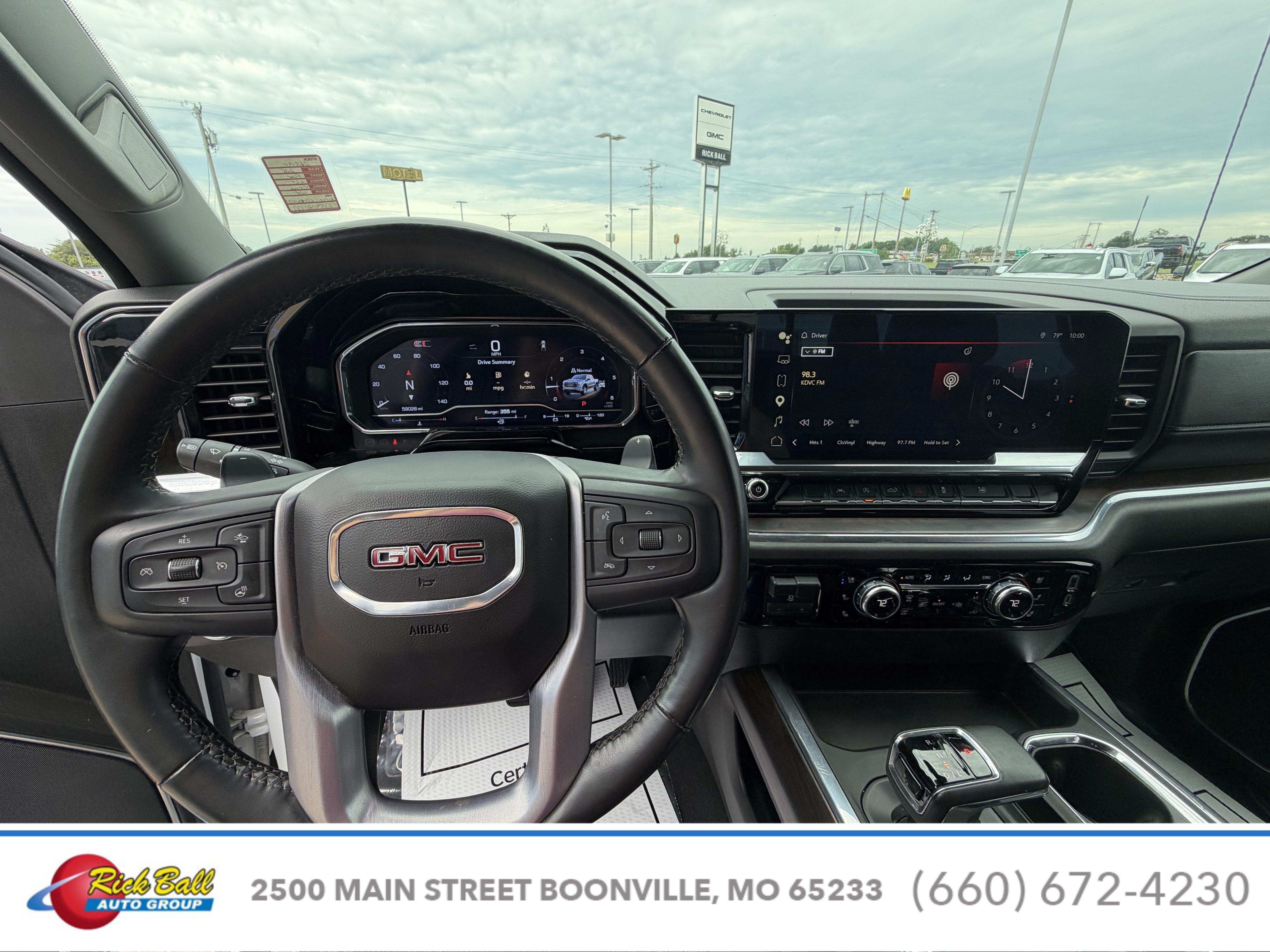 2025 GMC Sierra 1500 SLT