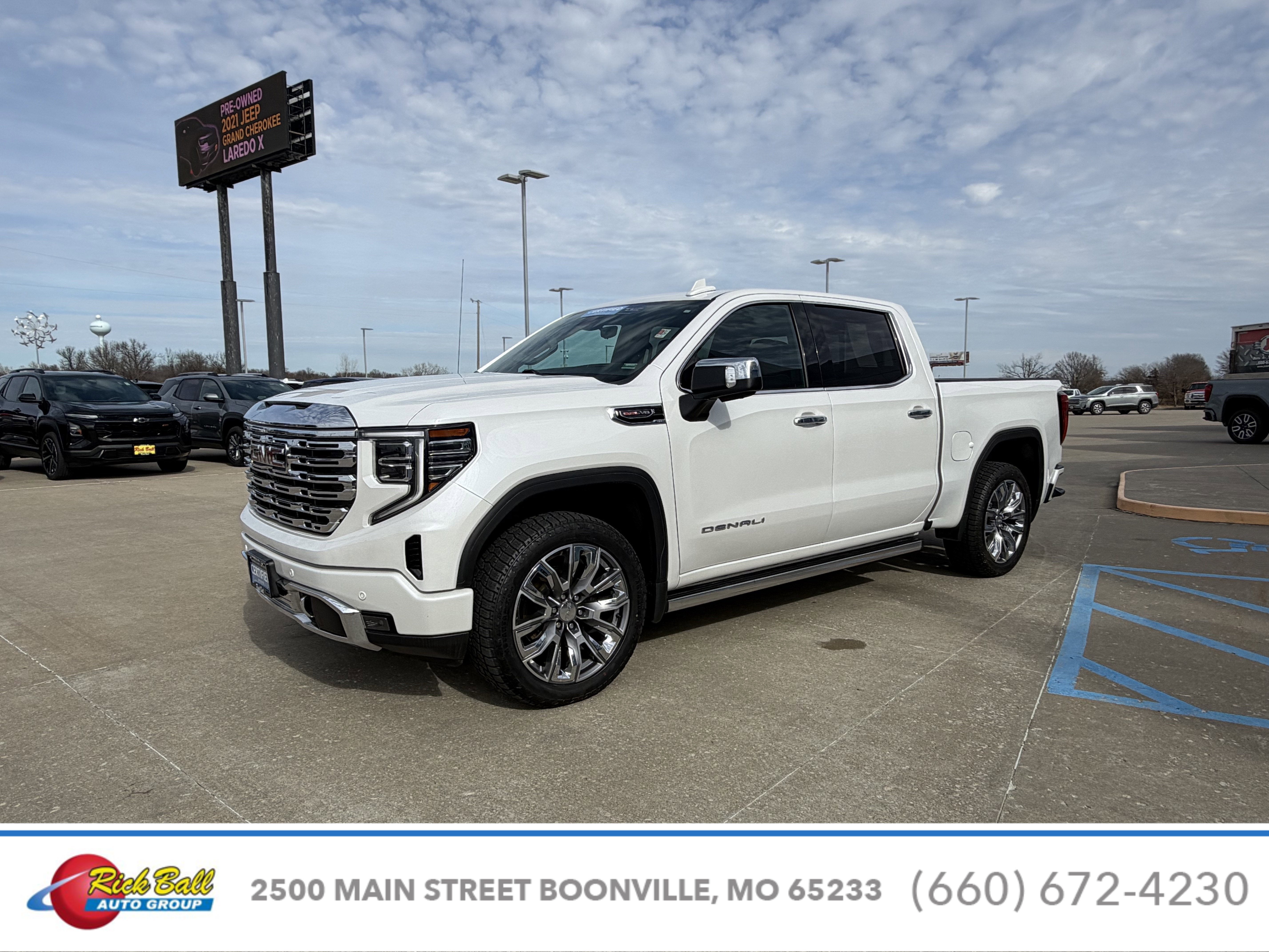 Used 2023 GMC Sierra 1500 Denali Denali with VIN 3GTUUGEL4PG162561 for sale in Kansas City