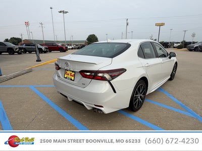 2024 Toyota Camry SE
