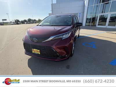 2021 Toyota Sienna XSE