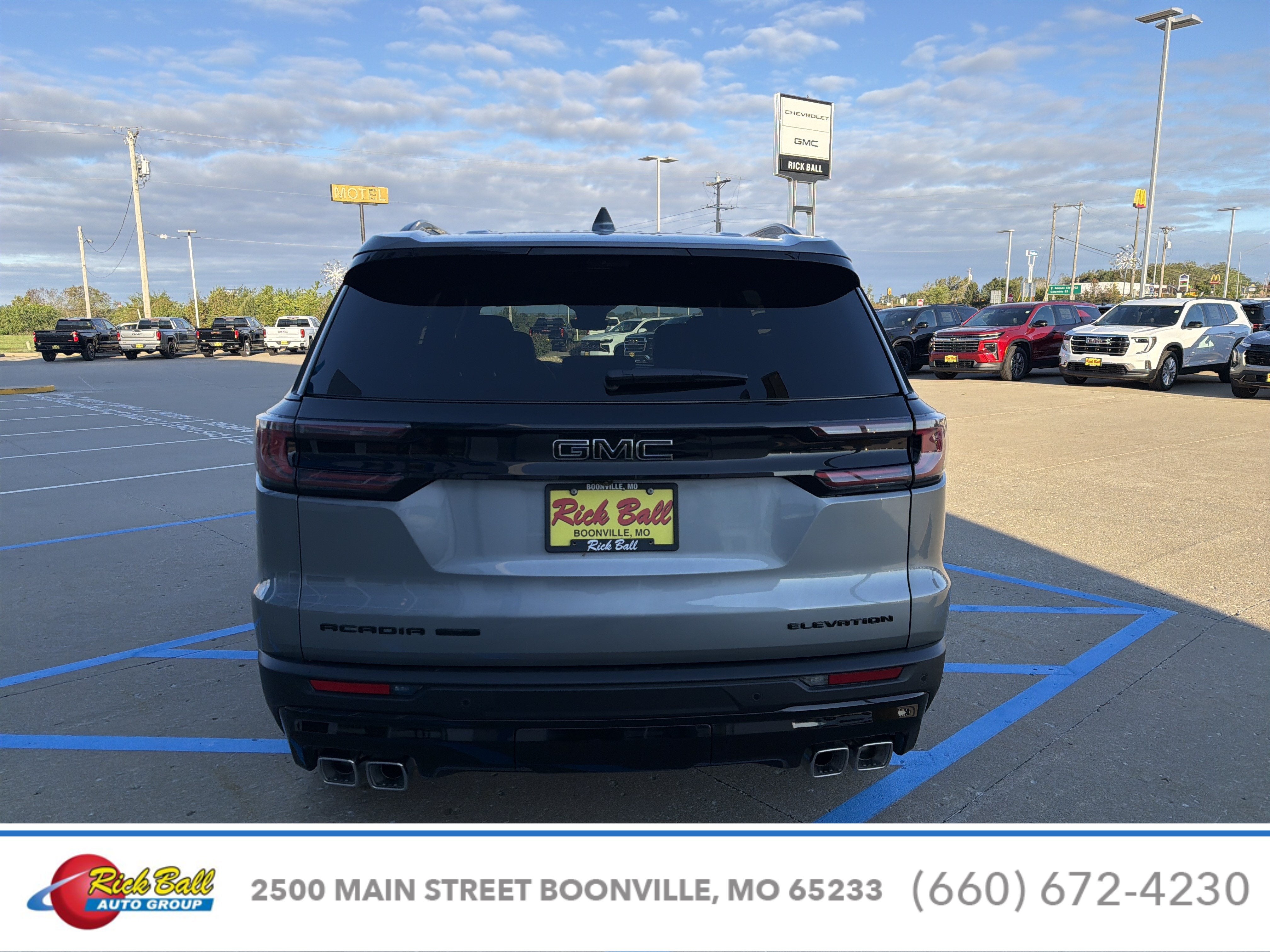 2027 GMC Acadia Elevation