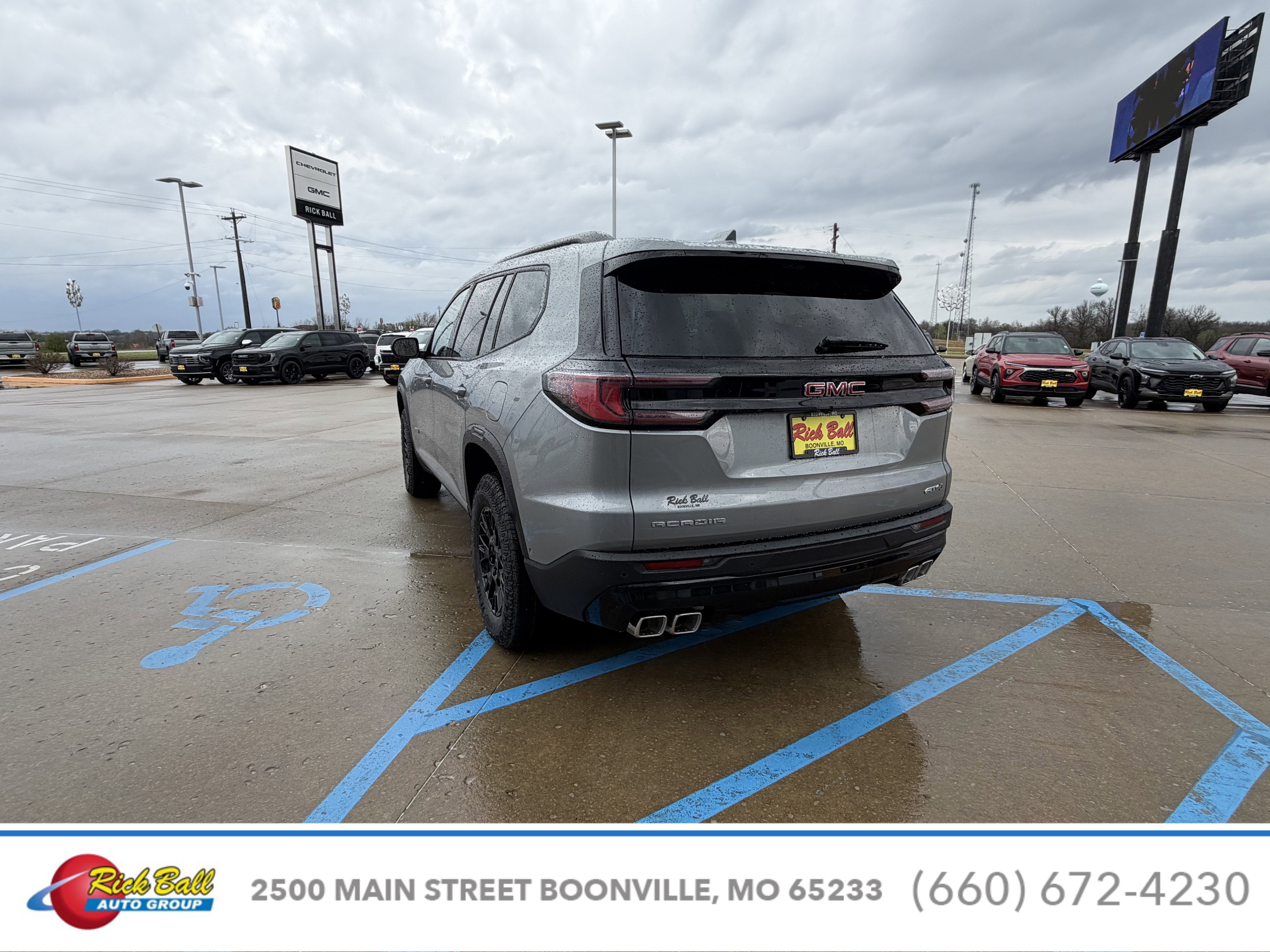 2026 GMC Acadia AT4