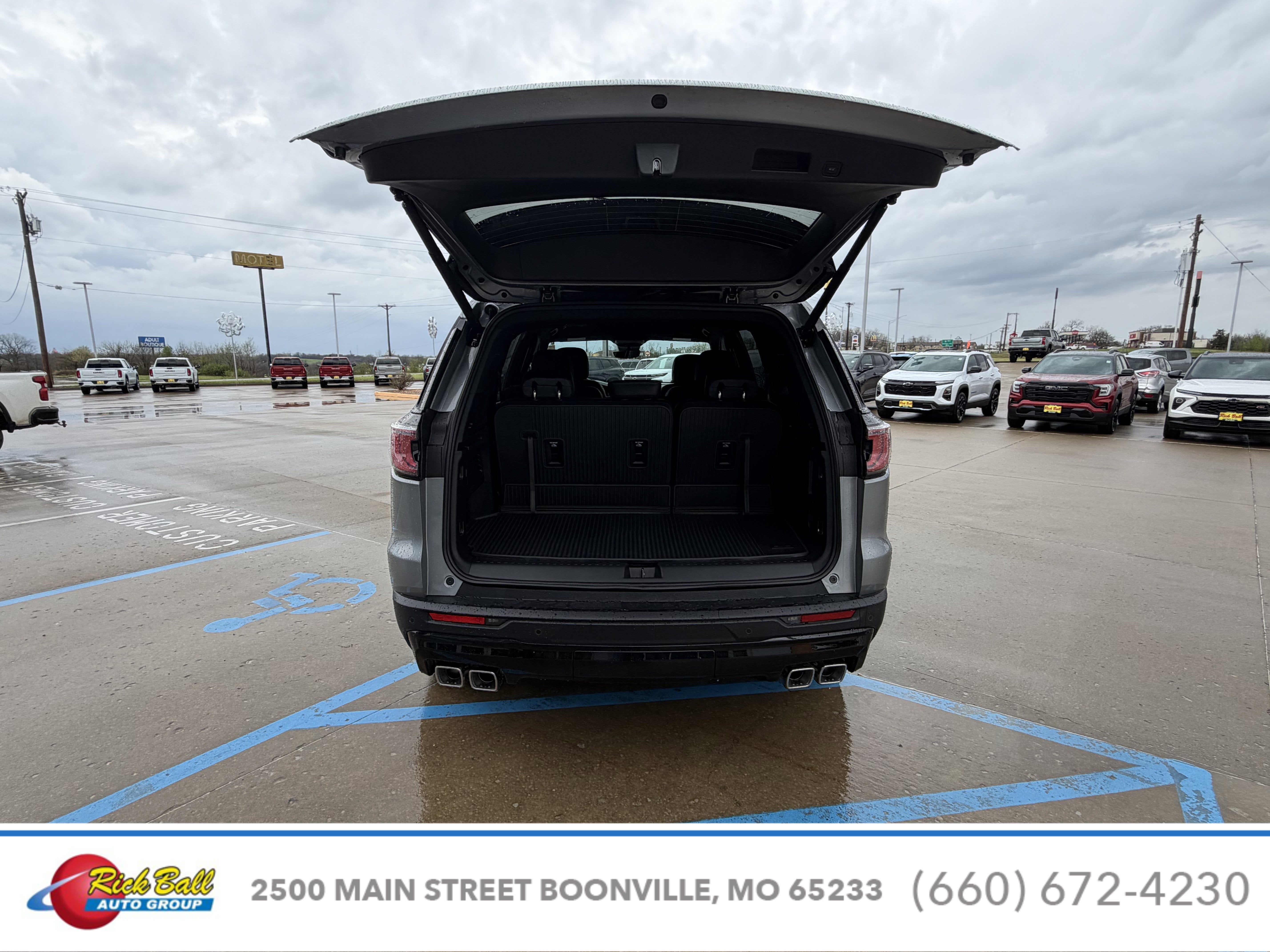 2026 GMC Acadia AT4