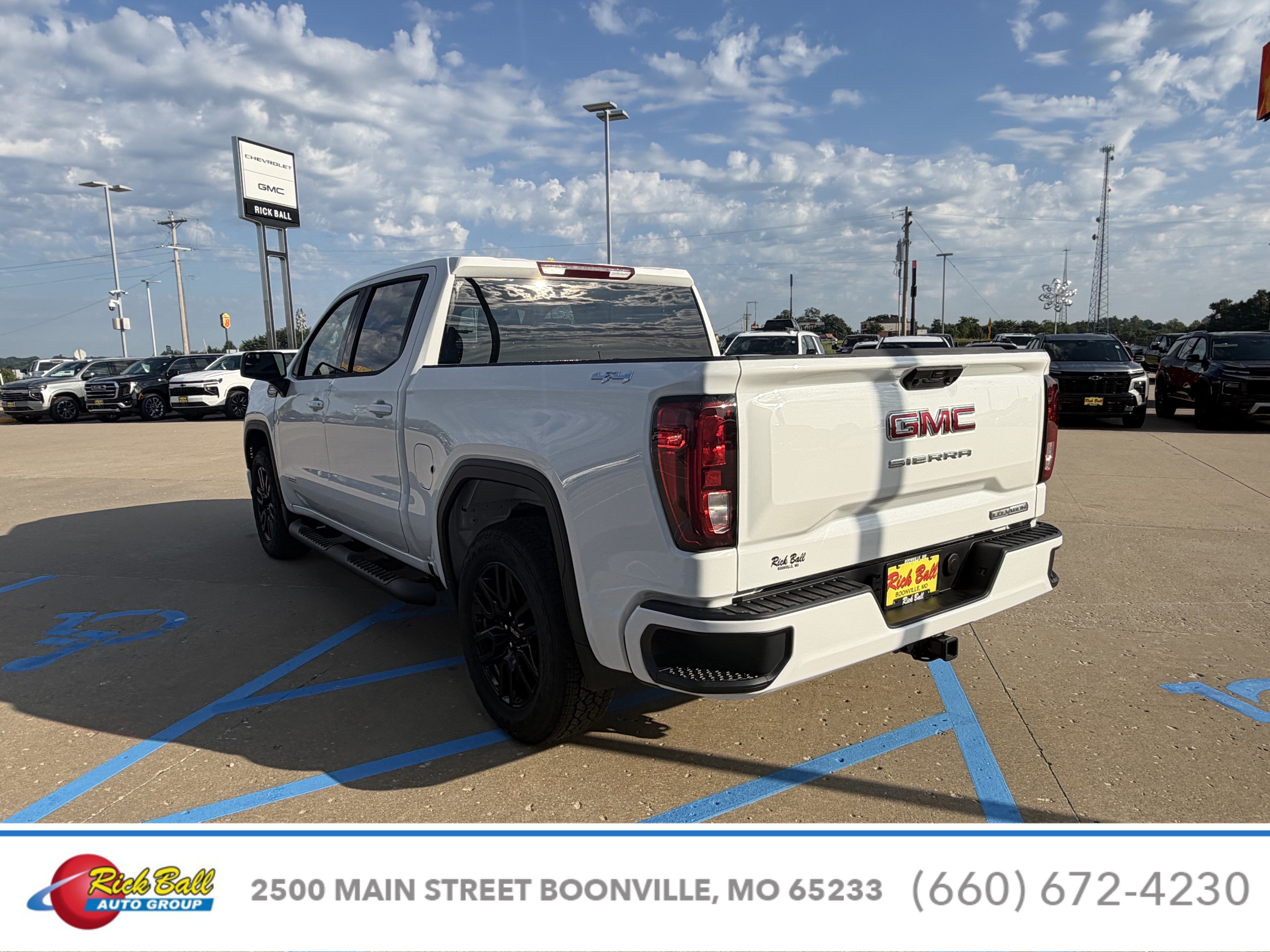 2026 GMC Sierra 1500 Elevation