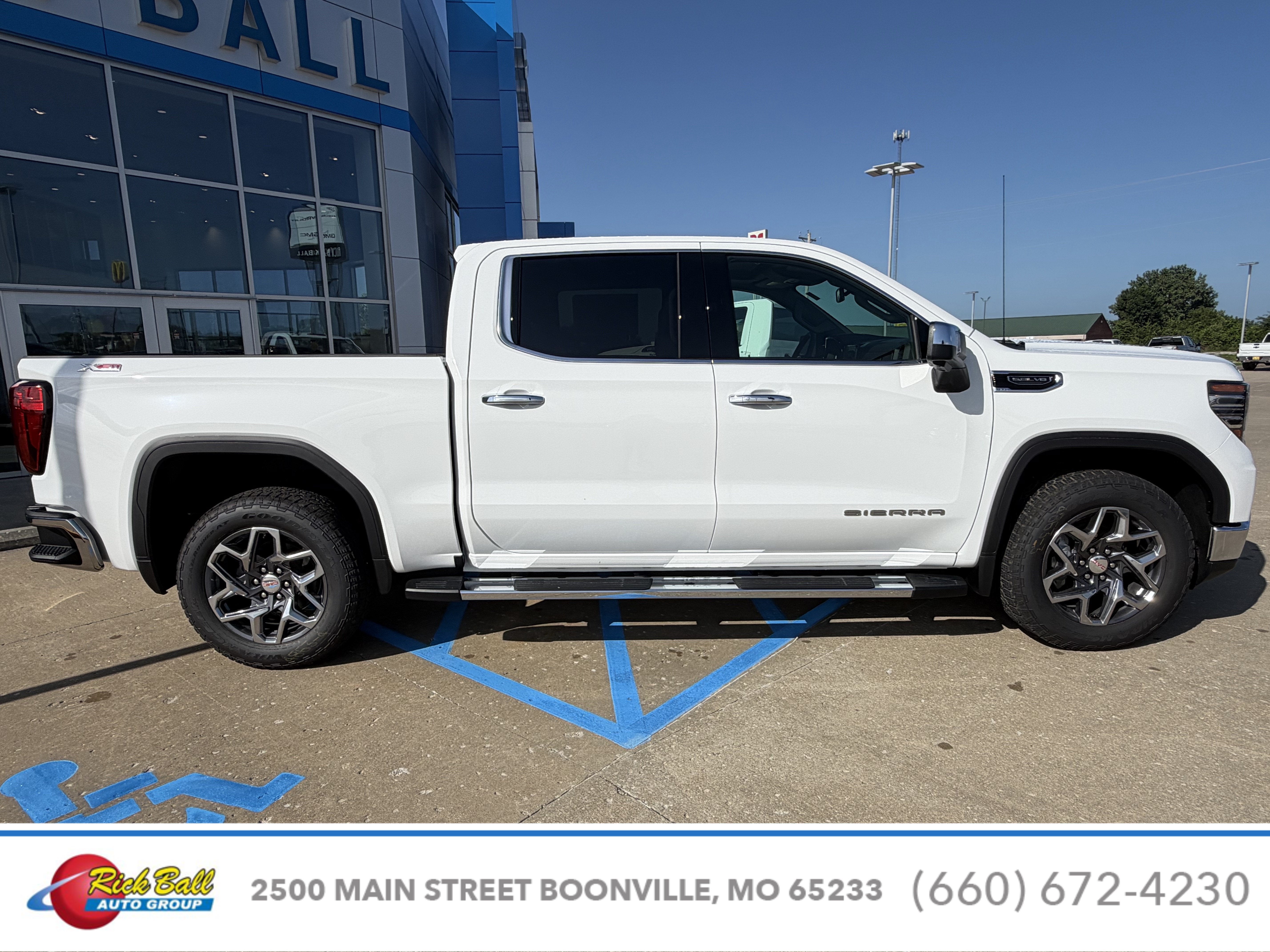 2026 GMC Sierra 1500 SLT