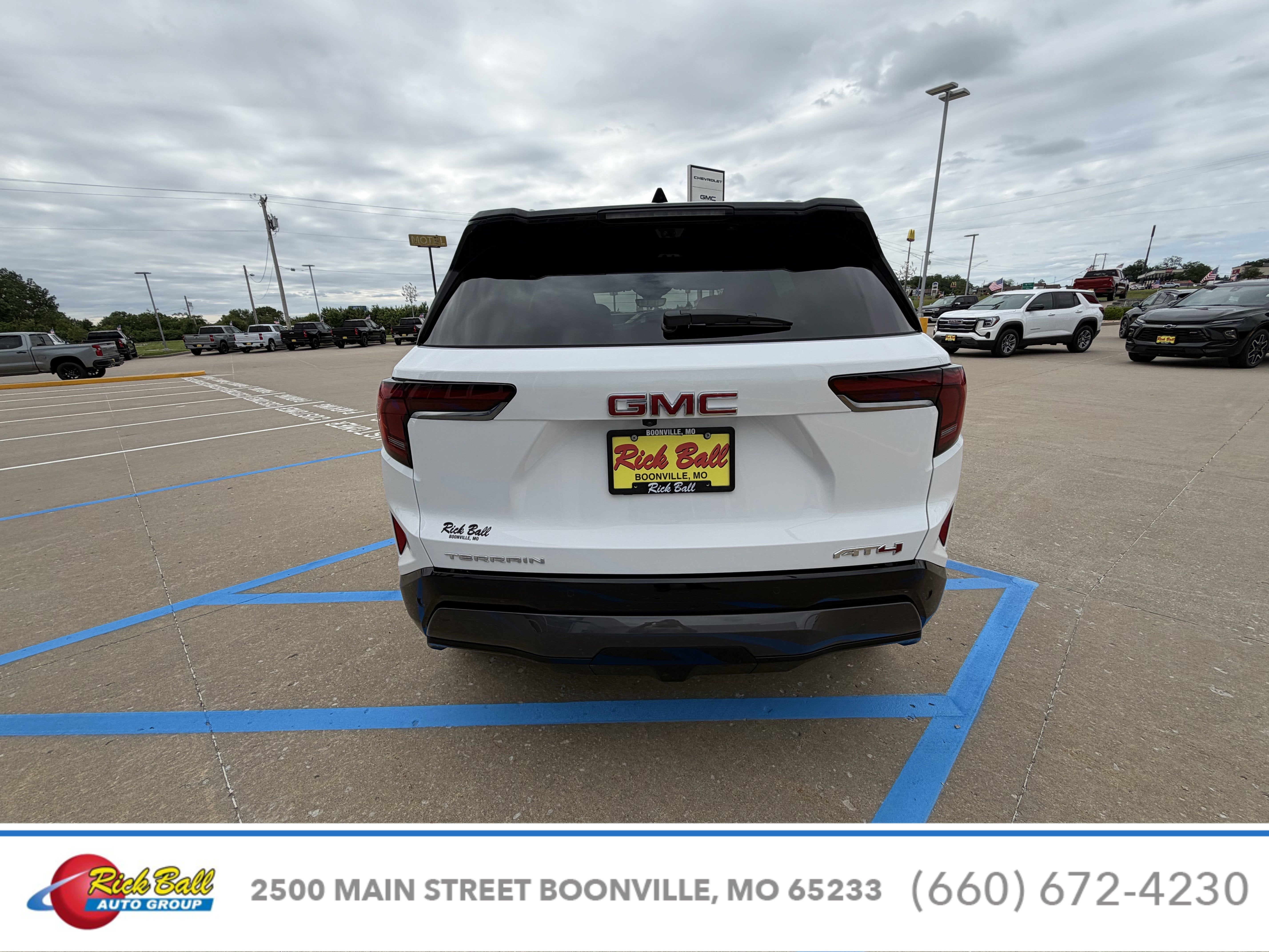 2026 GMC Terrain AT4