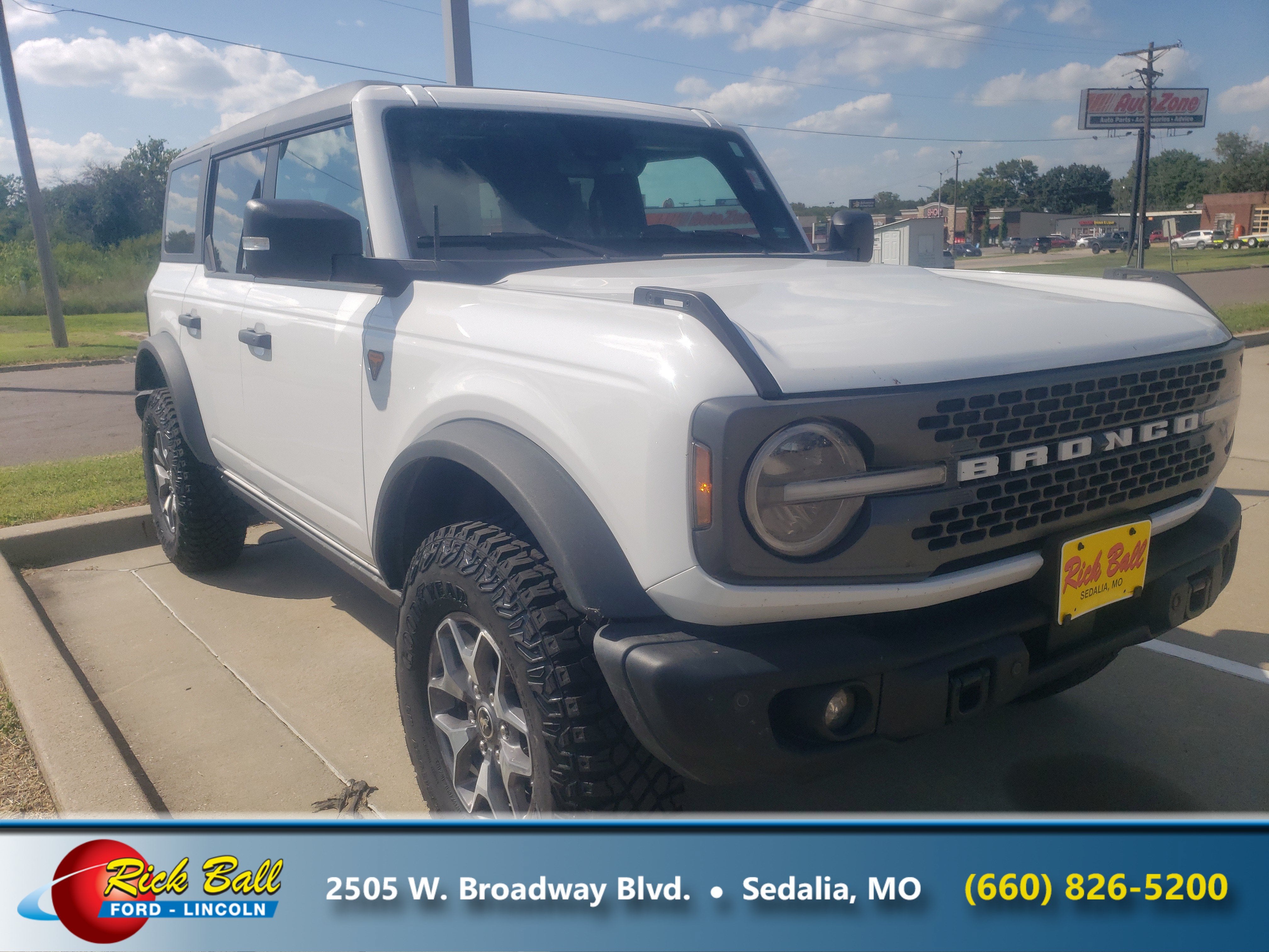 2023 Ford Bronco Base